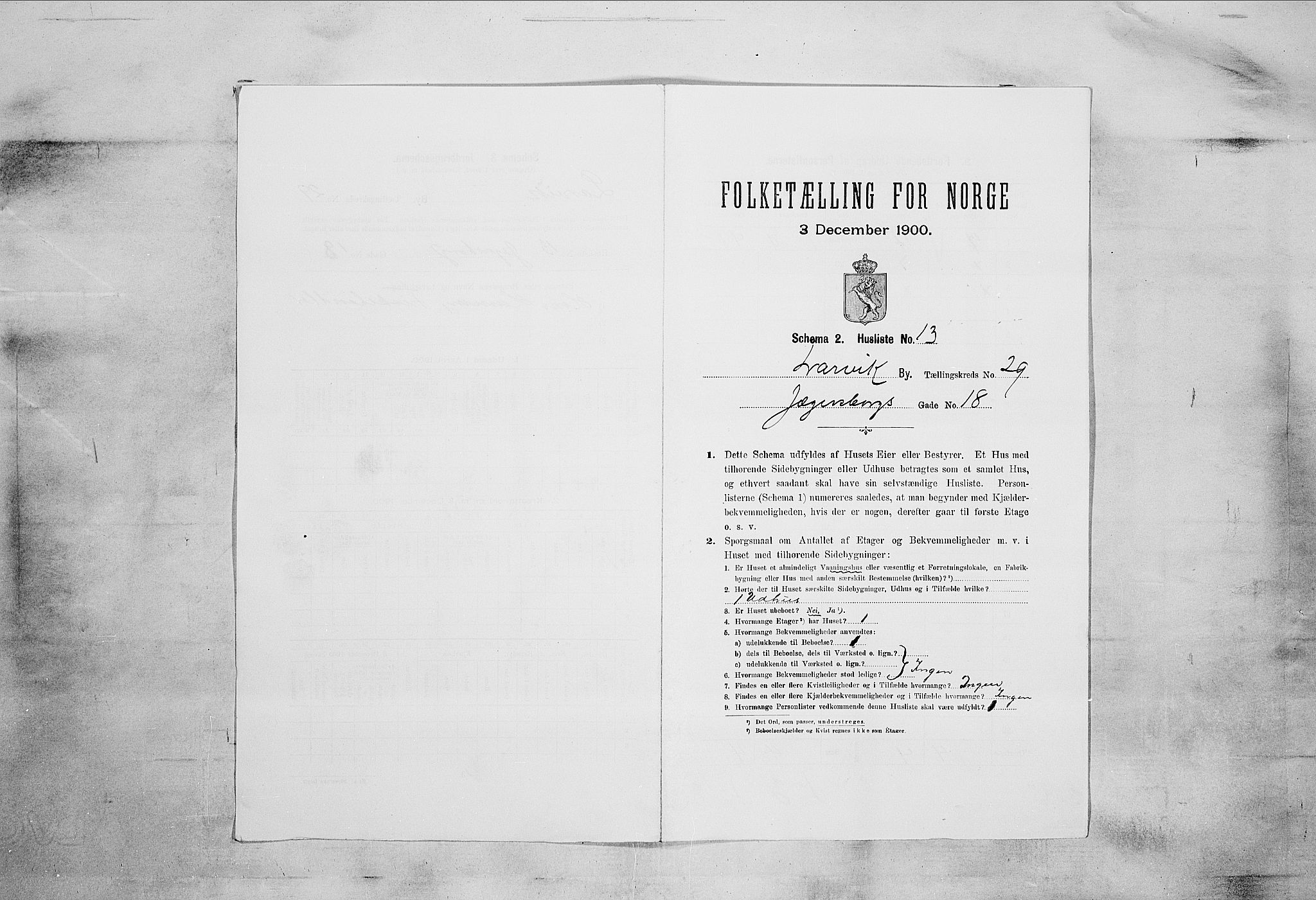 RA, 1900 census for Larvik, 1900, p. 3172
