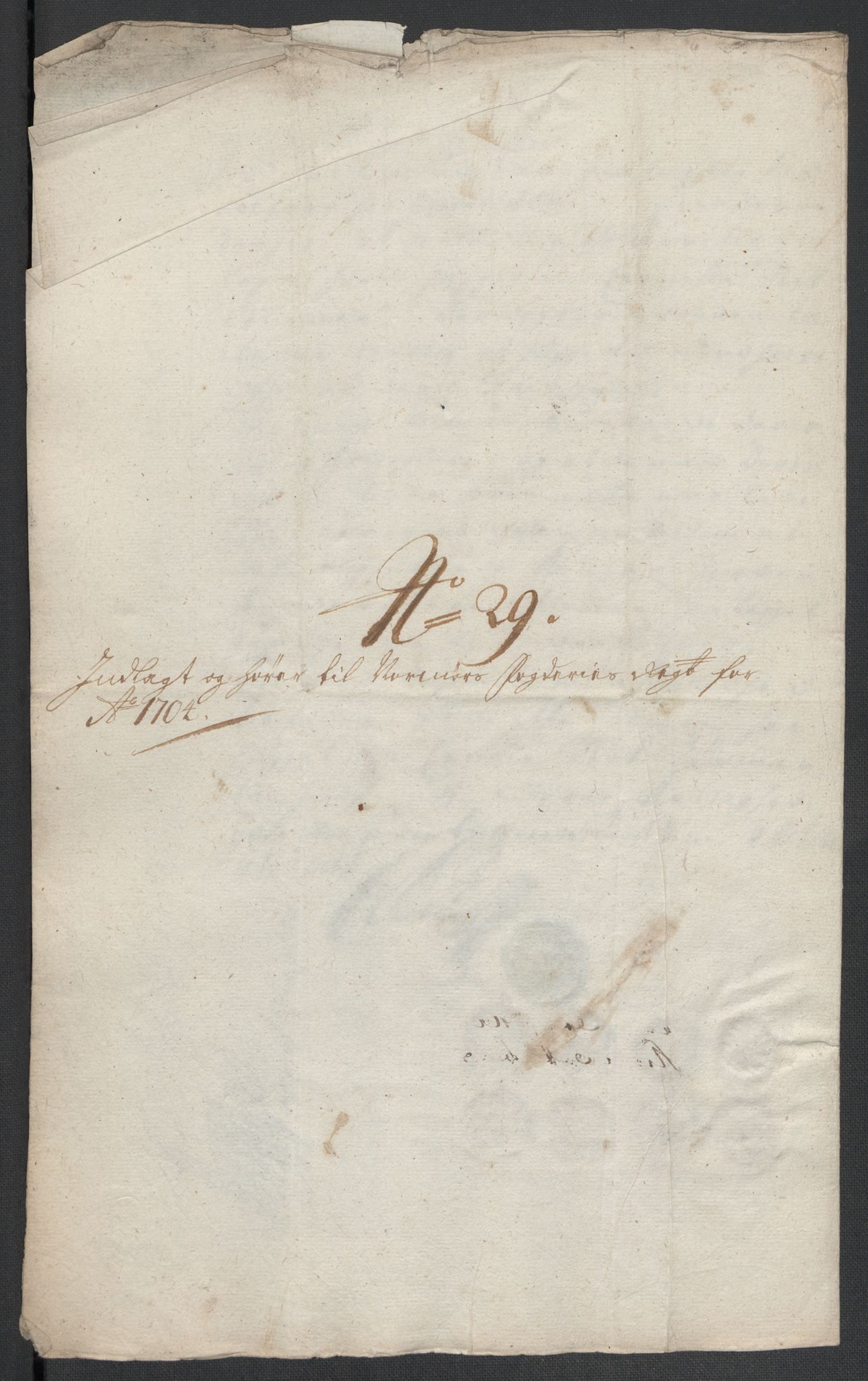 Rentekammeret inntil 1814, Reviderte regnskaper, Fogderegnskap, RA/EA-4092/R56/L3740: Fogderegnskap Nordmøre, 1703-1704, p. 373