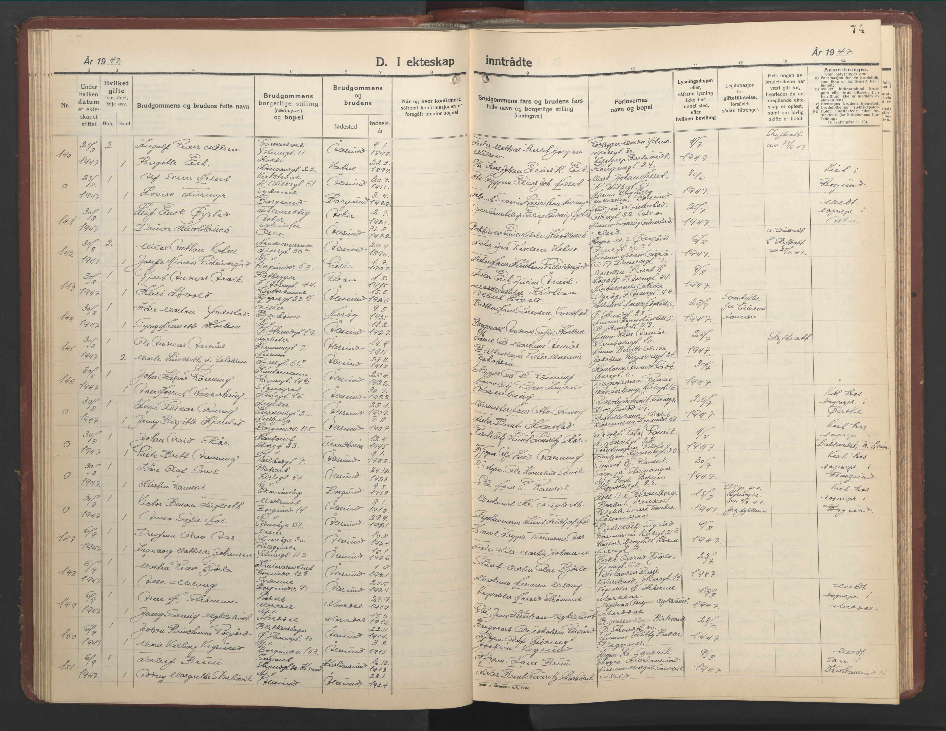 Ministerialprotokoller, klokkerbøker og fødselsregistre - Møre og Romsdal, AV/SAT-A-1454/529/L0479: Parish register (copy) no. 529C16, 1941-1950, p. 74