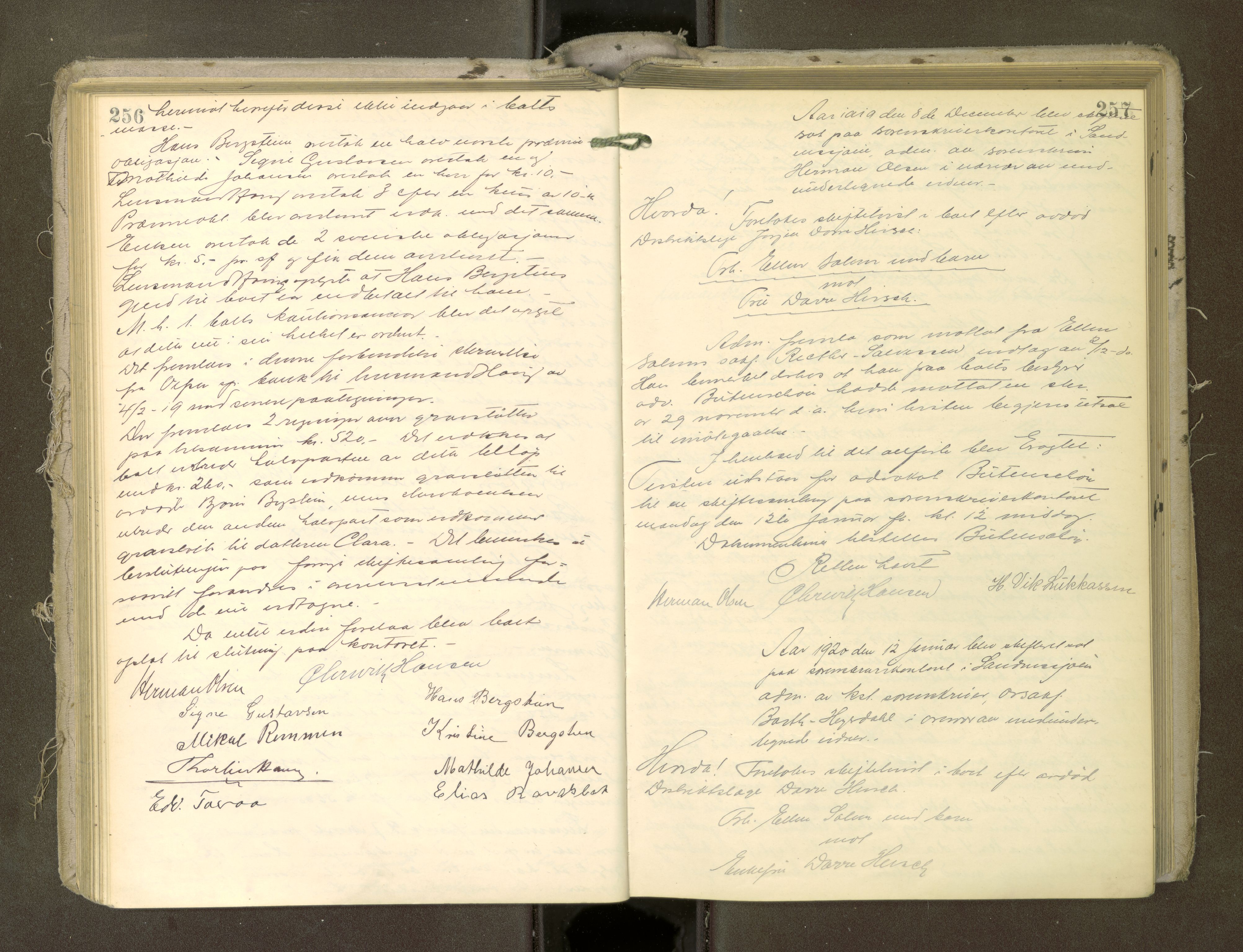 Søndre Helgeland sorenskriveri, AV/SAT-A-4575/1/3/3B/L0012: Skiftebehandlingsprotokoll, 1917-1922, p. 256-257