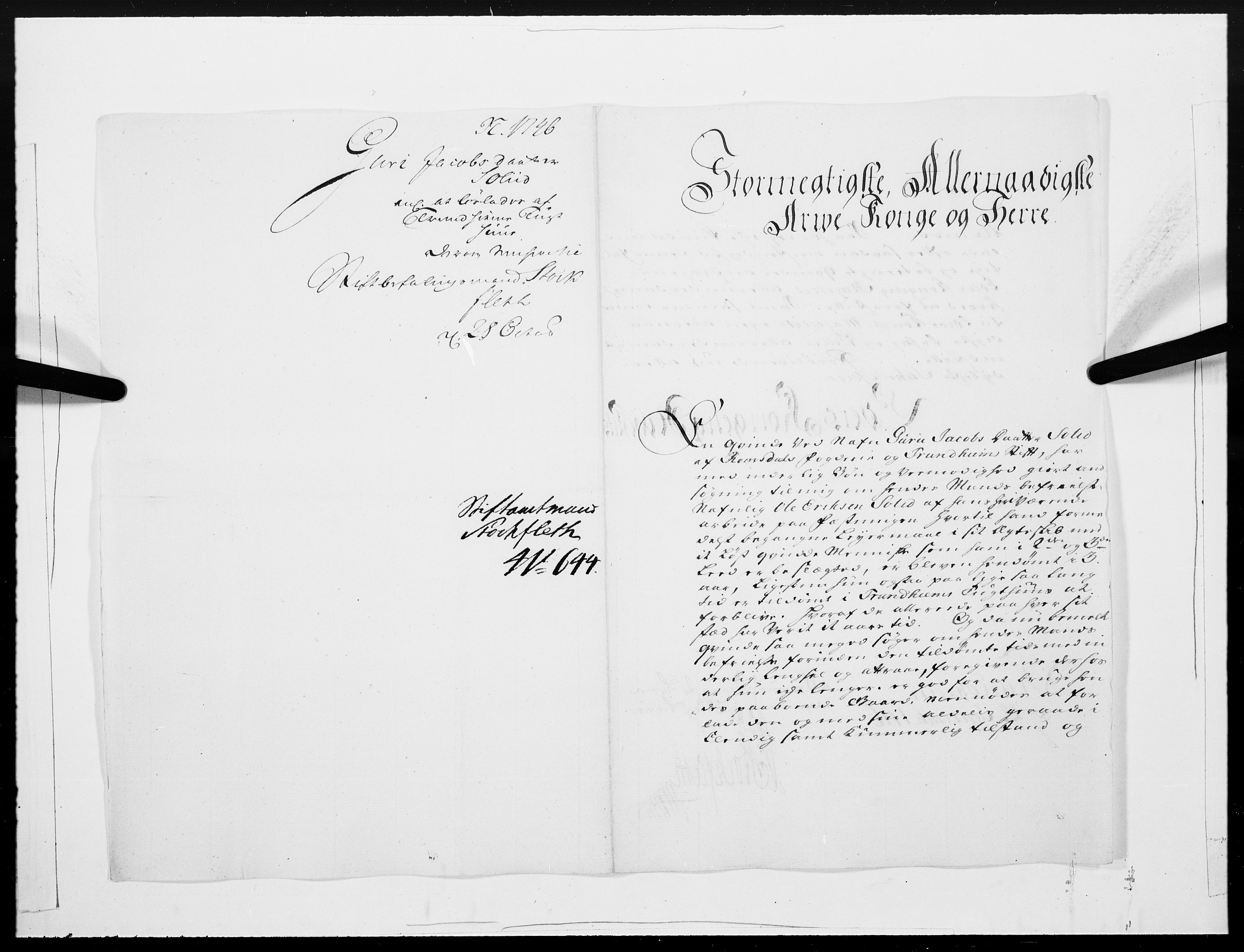 Danske Kanselli 1572-1799, AV/RA-EA-3023/F/Fc/Fcc/Fcca/L0145: Norske innlegg 1572-1799, 1746, p. 262