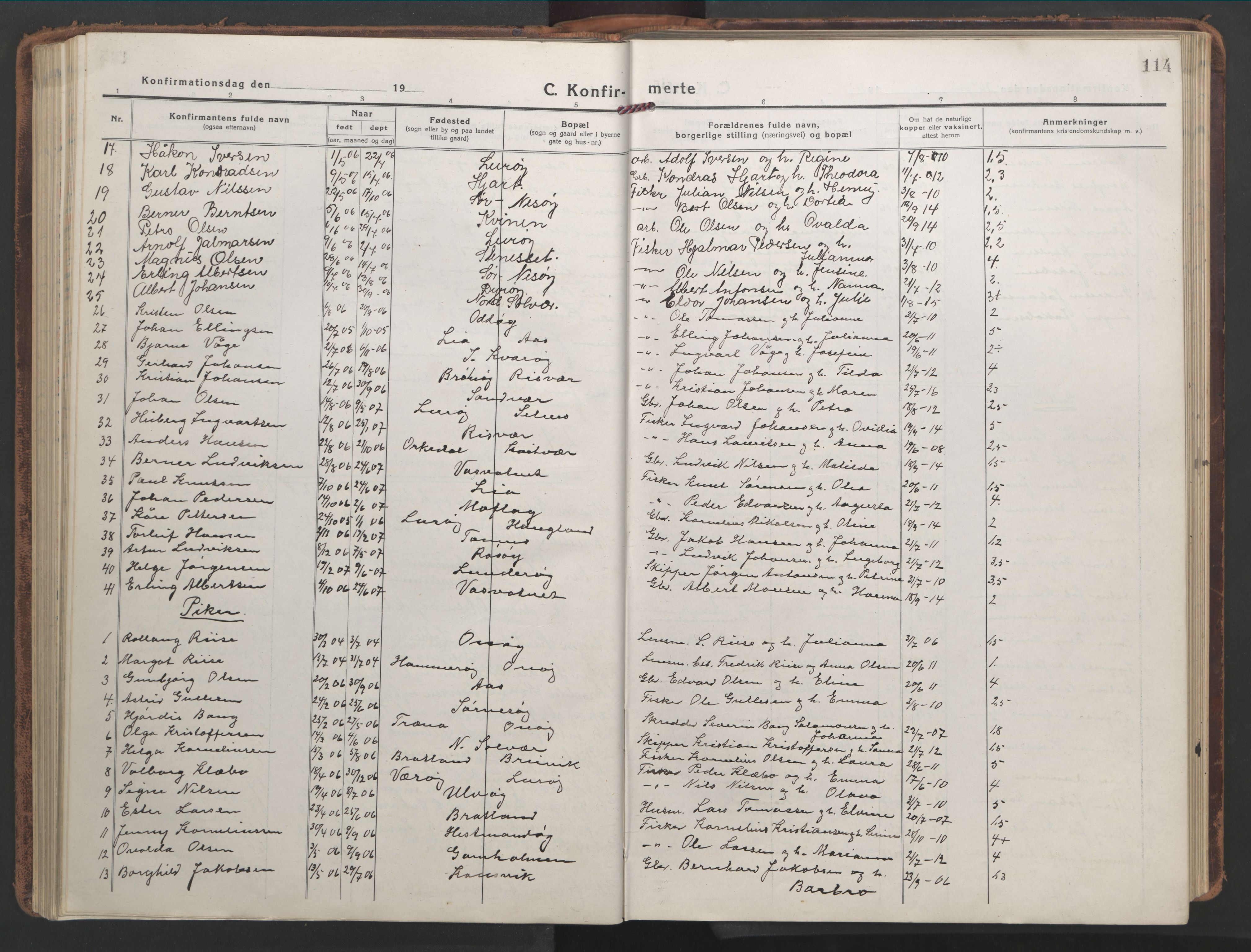 Ministerialprotokoller, klokkerbøker og fødselsregistre - Nordland, SAT/A-1459/839/L0574: Parish register (copy) no. 839C04, 1918-1950, p. 114