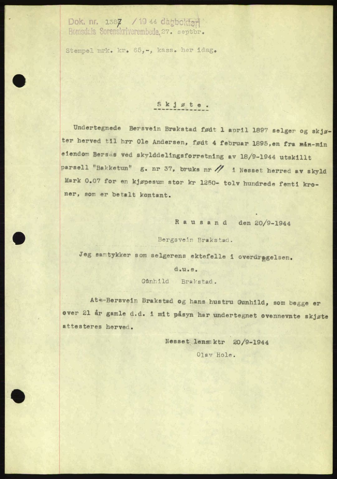 Romsdal sorenskriveri, SAT/A-4149/1/2/2C: Mortgage book no. A16, 1944-1944, Diary no: : 1387/1944