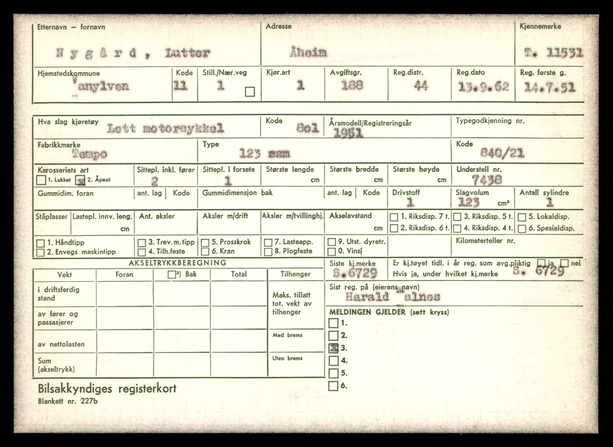 Møre og Romsdal vegkontor - Ålesund trafikkstasjon, AV/SAT-A-4099/F/Fe/L0029: Registreringskort for kjøretøy T 11430 - T 11619, 1927-1998, p. 1824