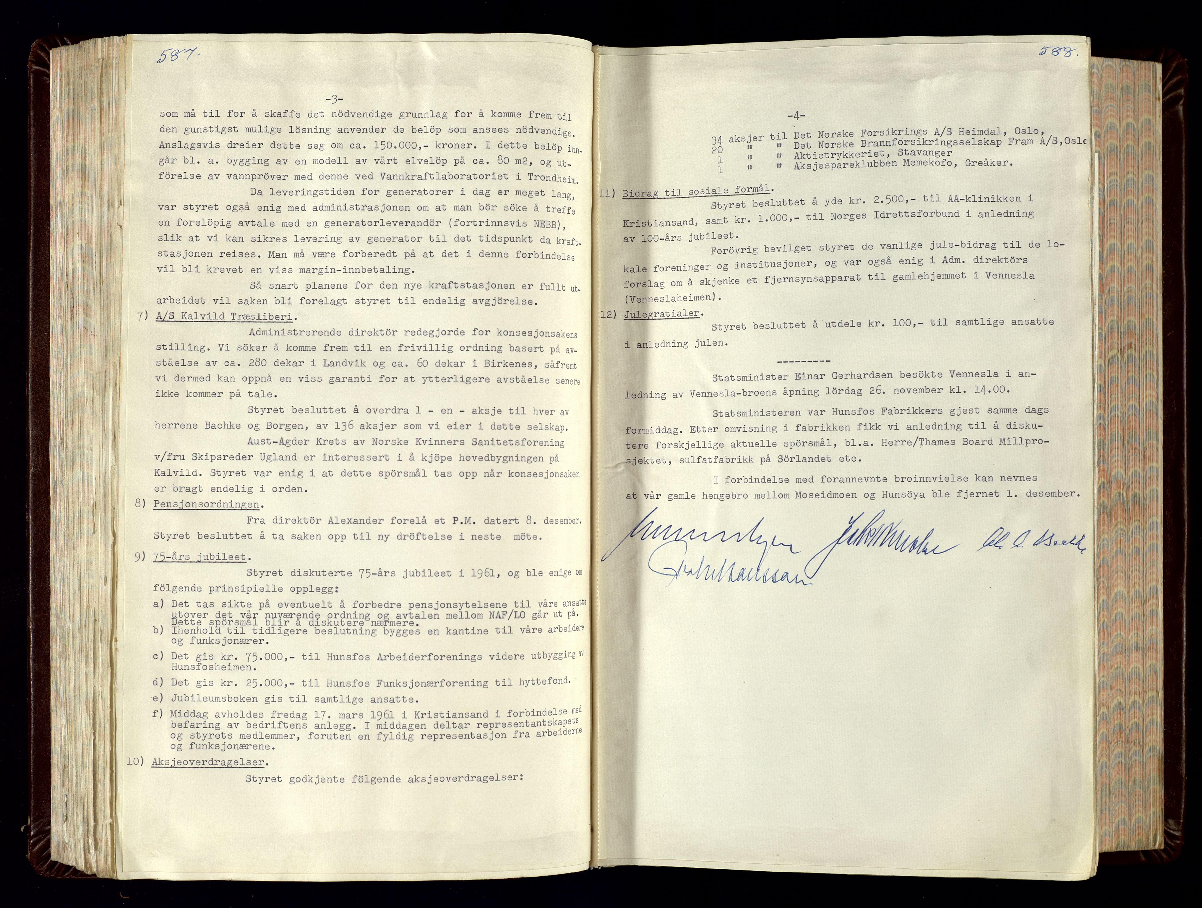 Hunsfos fabrikker, SAK/D/1440/02/L0007: Referatprotokoll fra styremøter (møte nr 114-221), 1951-1964, p. 587-588