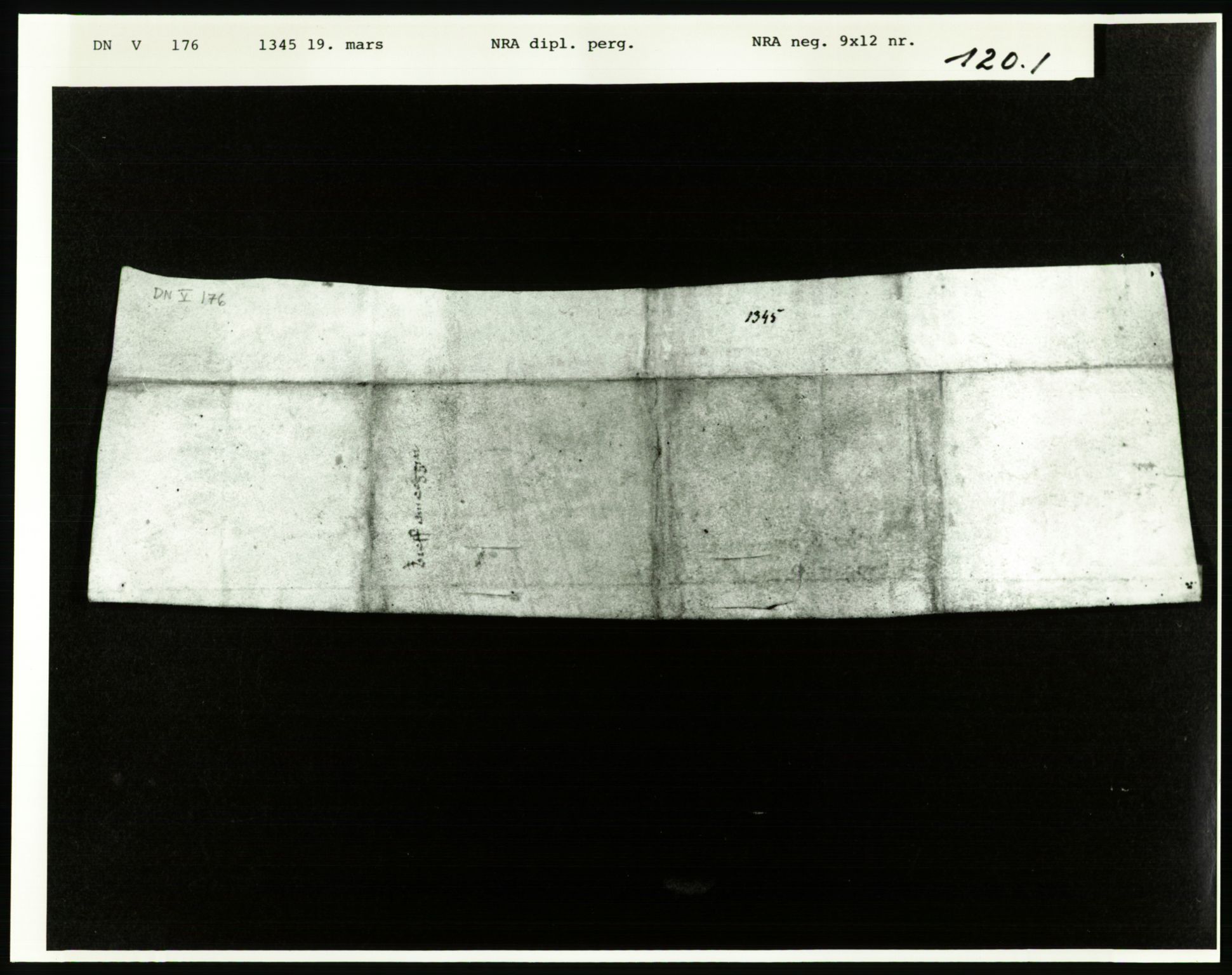 Riksarkivets diplomsamling, AV/RA-EA-5965/F01, 1333-1571, p. 755