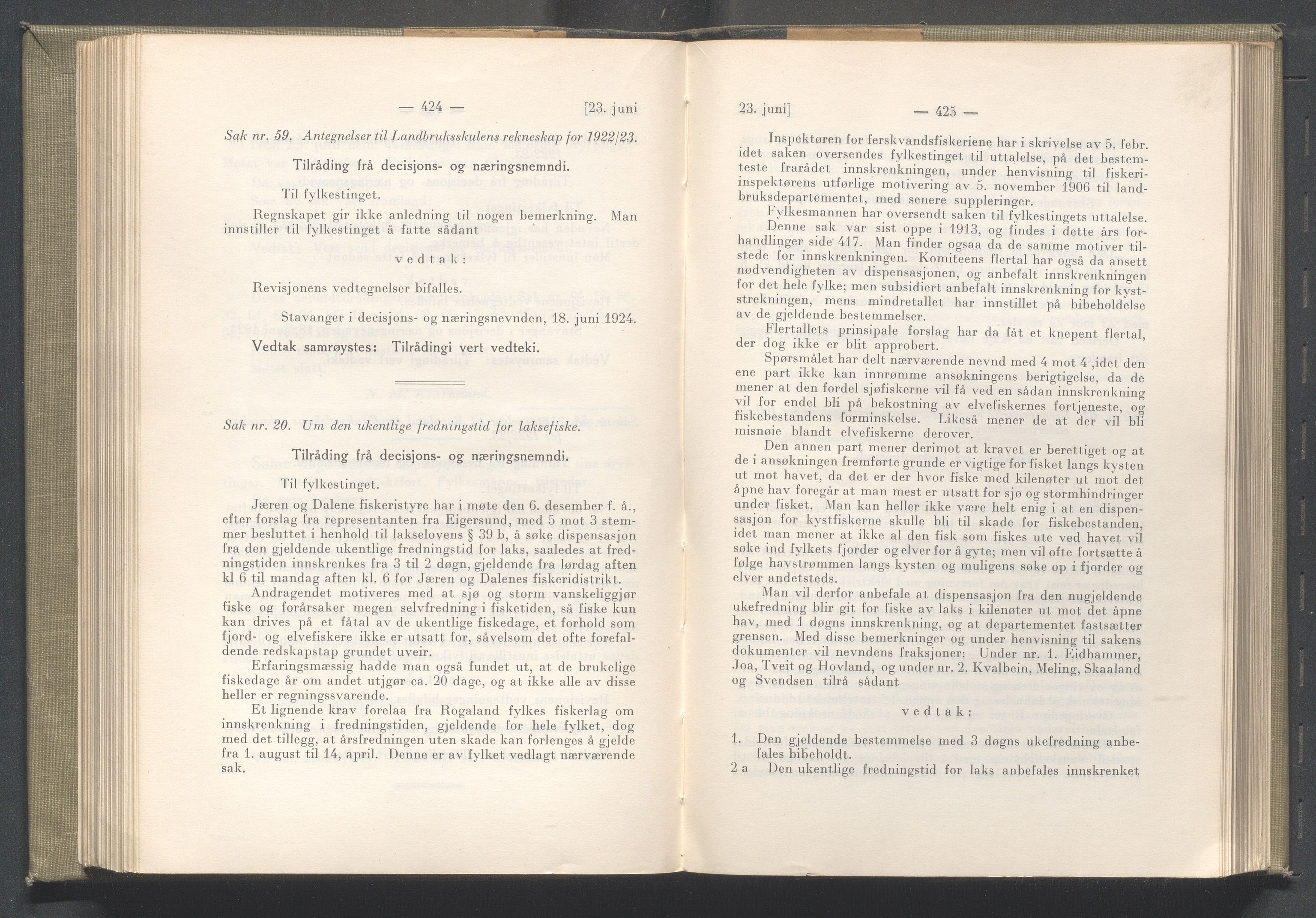 Rogaland fylkeskommune - Fylkesrådmannen , IKAR/A-900/A/Aa/Aaa/L0043: Møtebok , 1924, p. 424-425