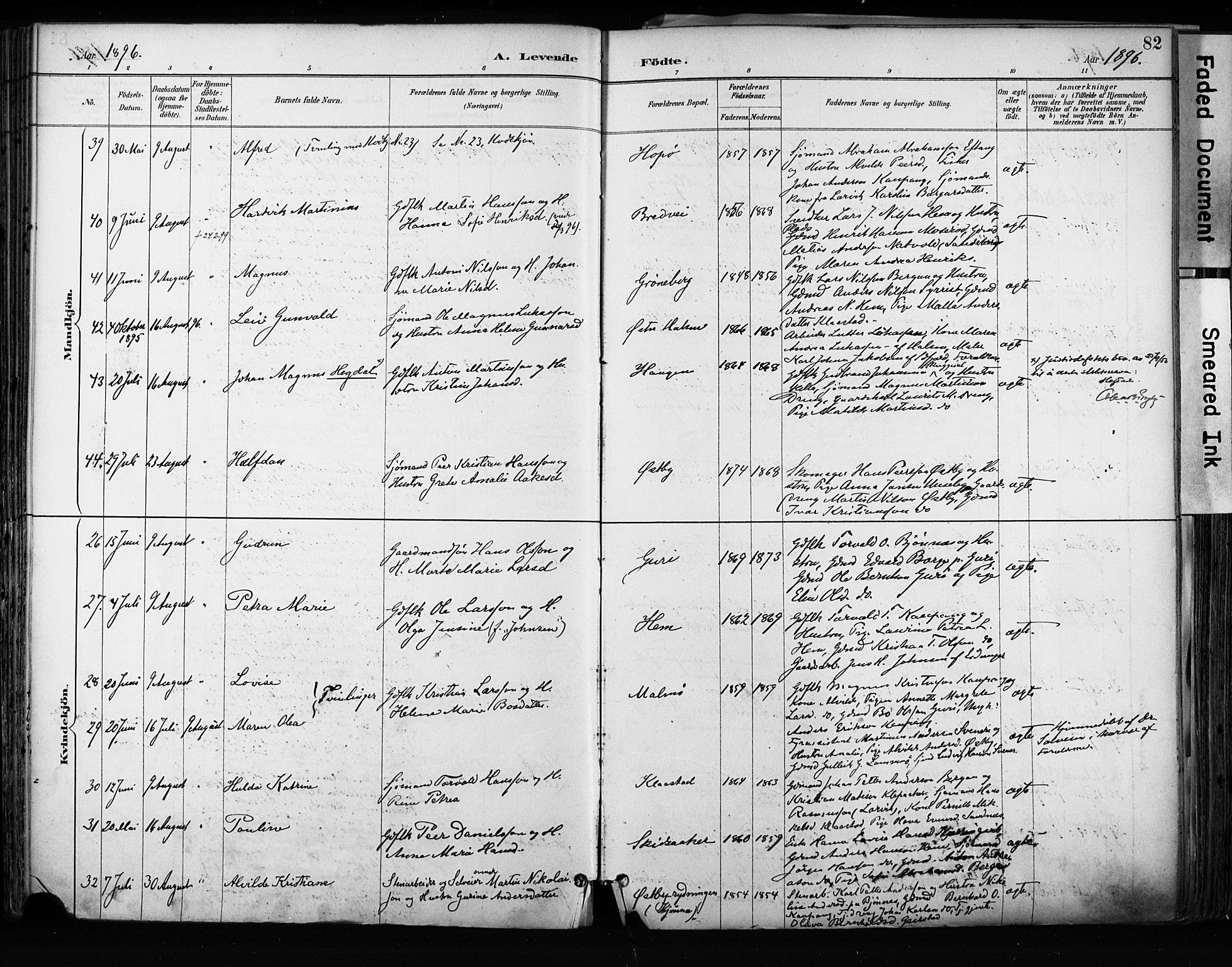 Tjølling kirkebøker, AV/SAKO-A-60/F/Fa/L0009: Parish register (official) no. 9, 1887-1905, p. 82