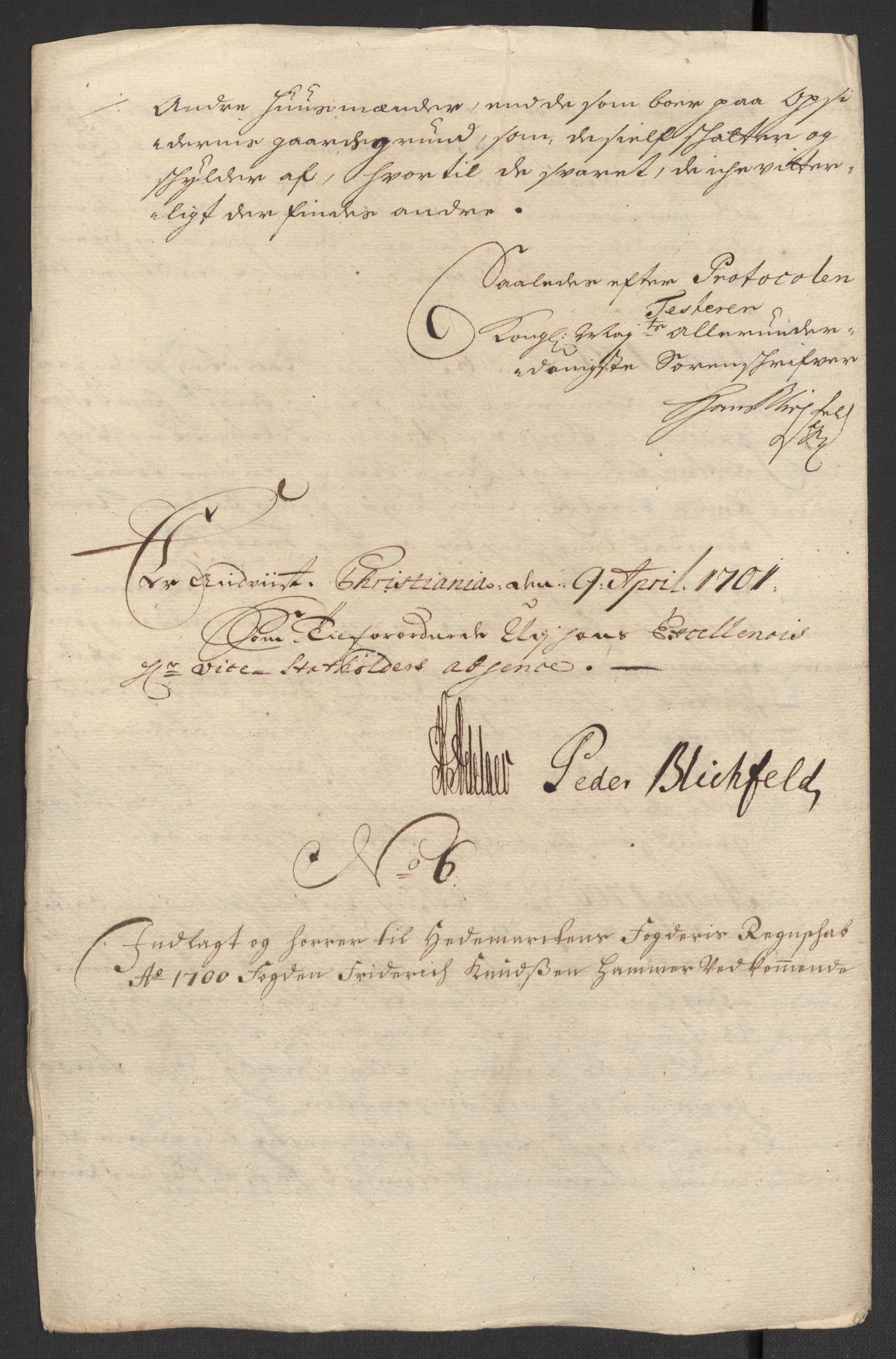 Rentekammeret inntil 1814, Reviderte regnskaper, Fogderegnskap, AV/RA-EA-4092/R16/L1039: Fogderegnskap Hedmark, 1700, p. 77