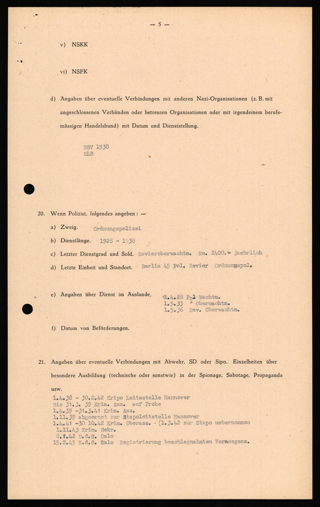 Forsvaret, Forsvarets overkommando II, AV/RA-RAFA-3915/D/Db/L0018: CI Questionaires. Tyske okkupasjonsstyrker i Norge. Tyskere., 1945-1946, p. 451