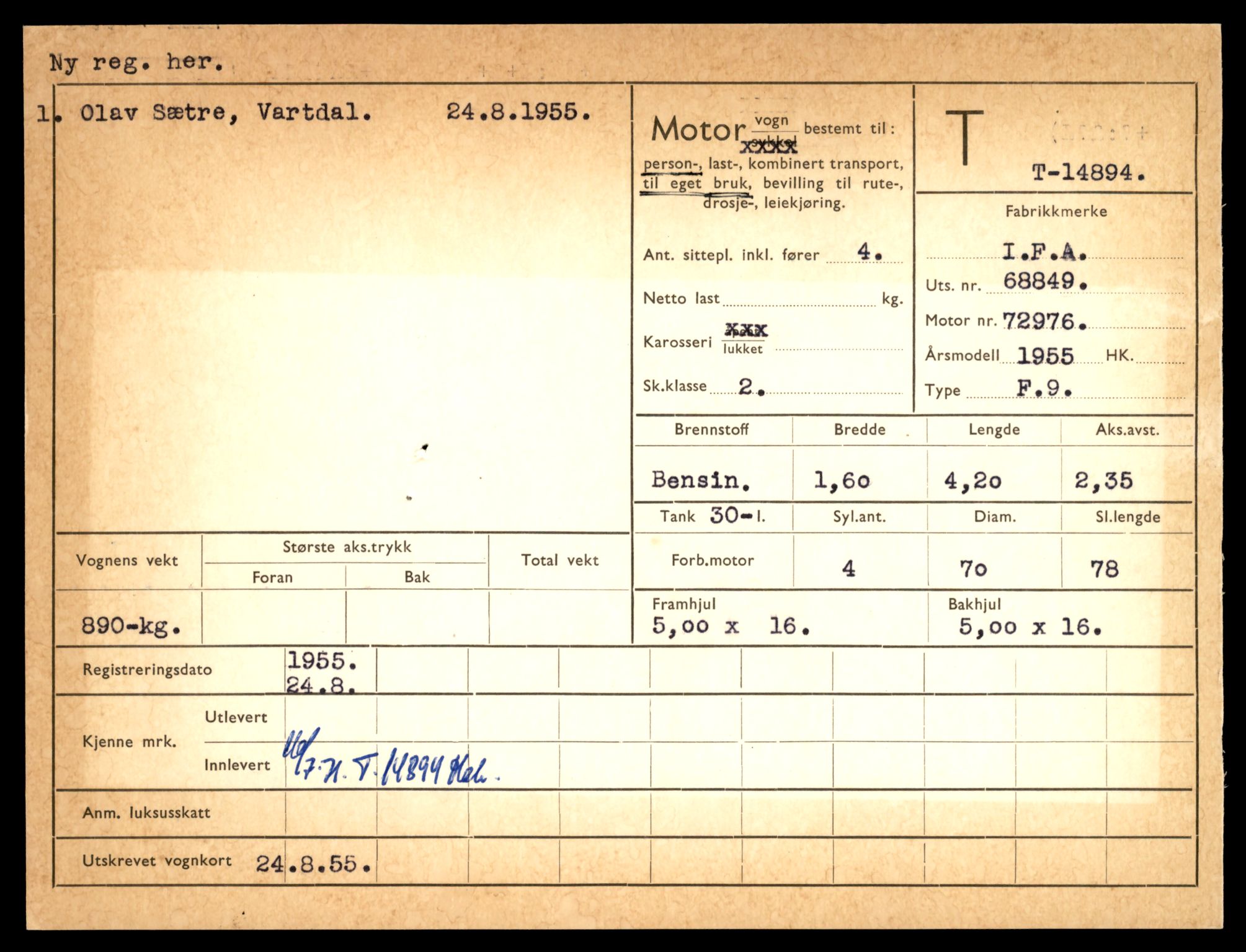 Møre og Romsdal vegkontor - Ålesund trafikkstasjon, AV/SAT-A-4099/F/Fe/L0049: Registreringskort for kjøretøy T 14864 - T 18613, 1927-1998, p. 761