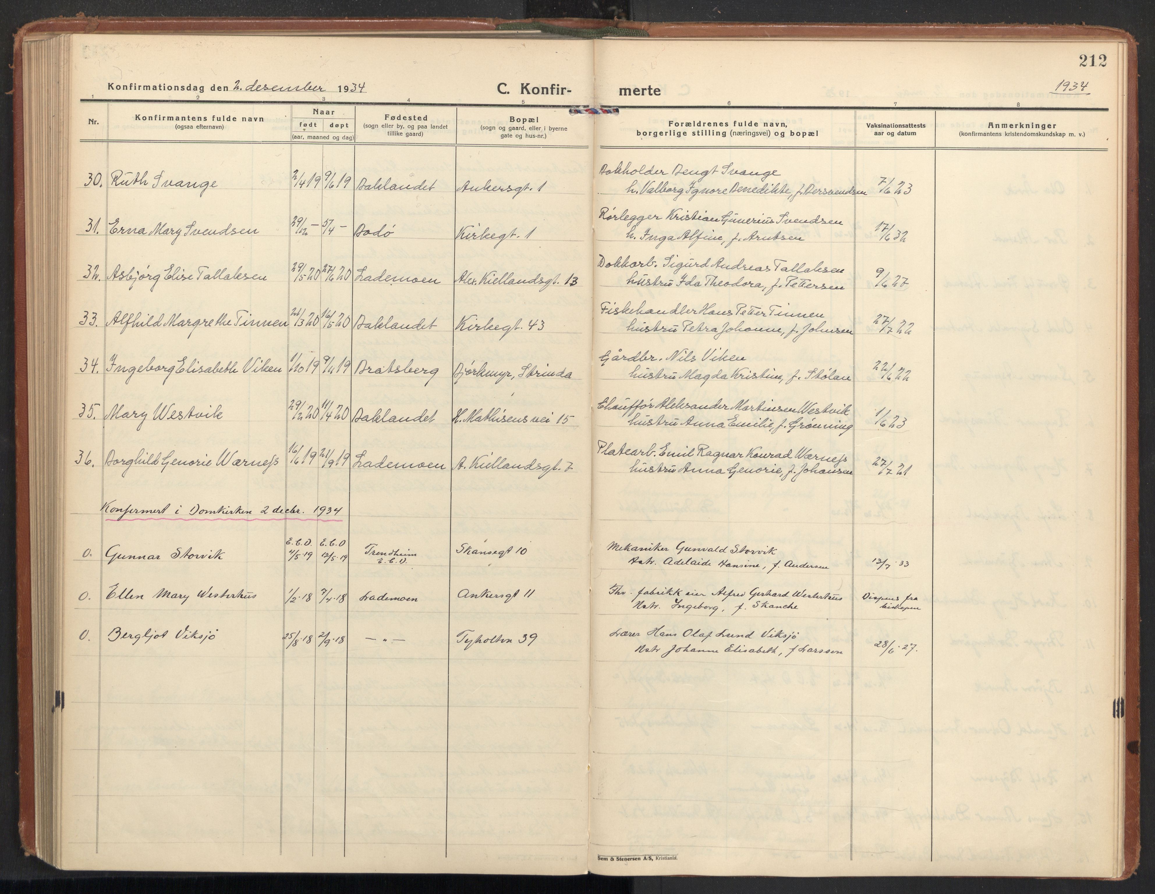 Ministerialprotokoller, klokkerbøker og fødselsregistre - Sør-Trøndelag, SAT/A-1456/604/L0208: Parish register (official) no. 604A28, 1923-1937, p. 212