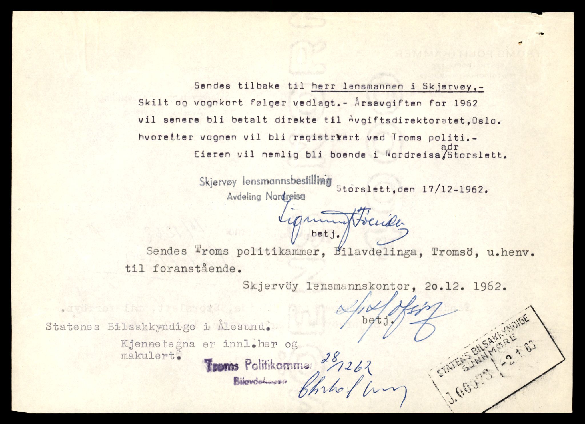 Møre og Romsdal vegkontor - Ålesund trafikkstasjon, AV/SAT-A-4099/F/Fe/L0045: Registreringskort for kjøretøy T 14320 - T 14444, 1927-1998, p. 444