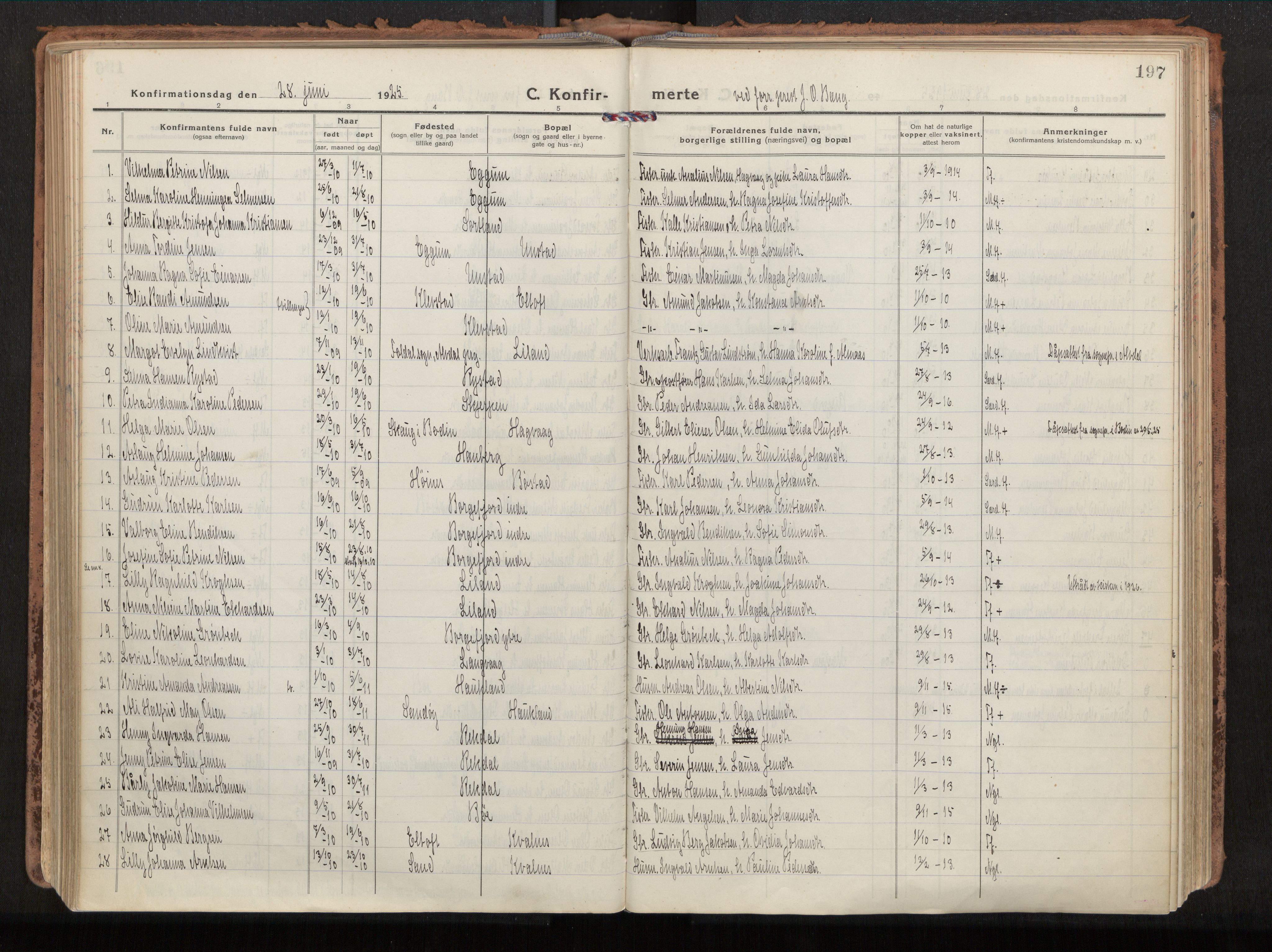 Ministerialprotokoller, klokkerbøker og fødselsregistre - Nordland, SAT/A-1459/880/L1136: Parish register (official) no. 880A10, 1919-1927, p. 197