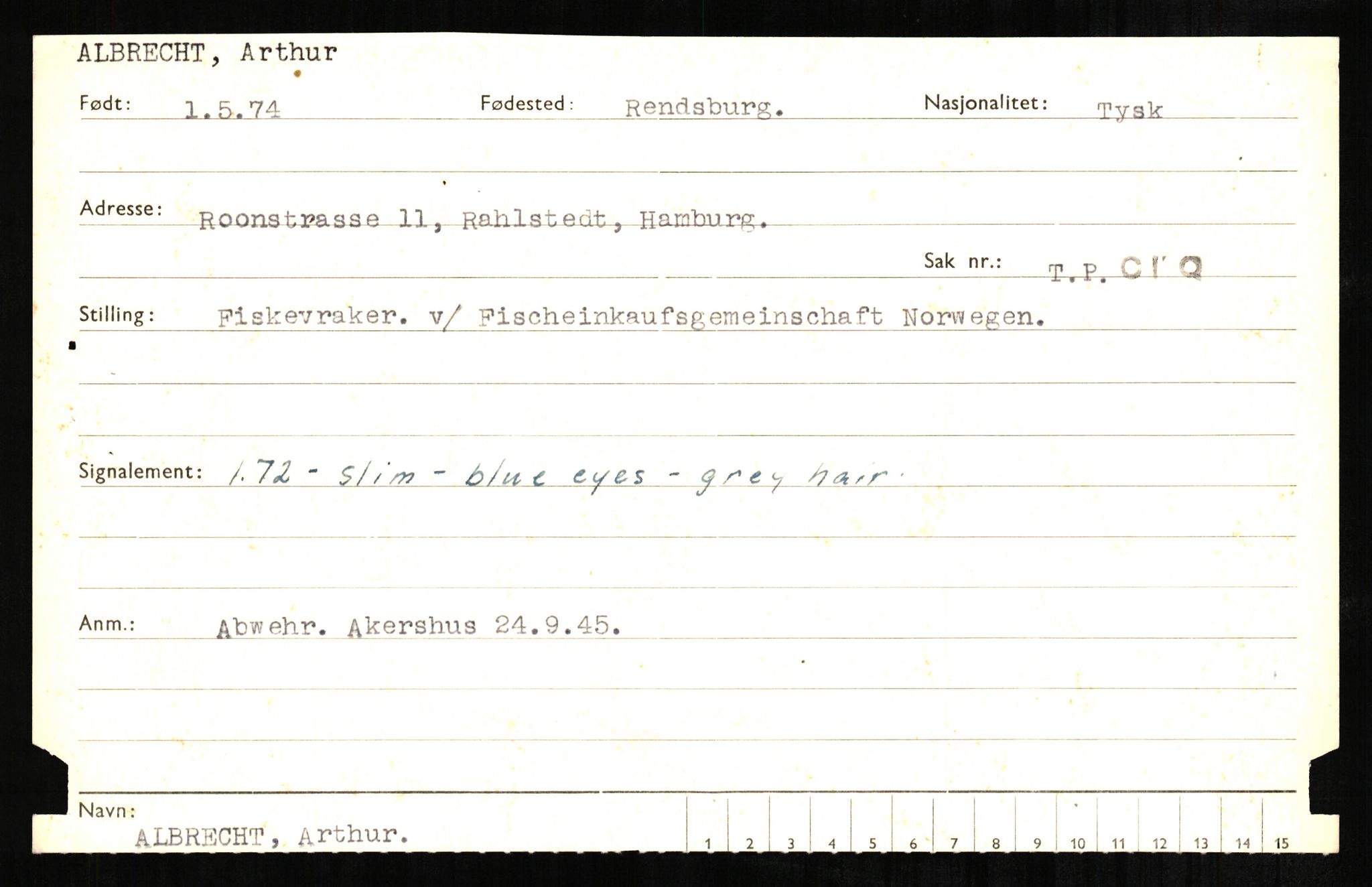 Forsvaret, Forsvarets overkommando II, AV/RA-RAFA-3915/D/Db/L0001: CI Questionaires. Tyske okkupasjonsstyrker i Norge. Tyskere., 1945-1946, p. 124