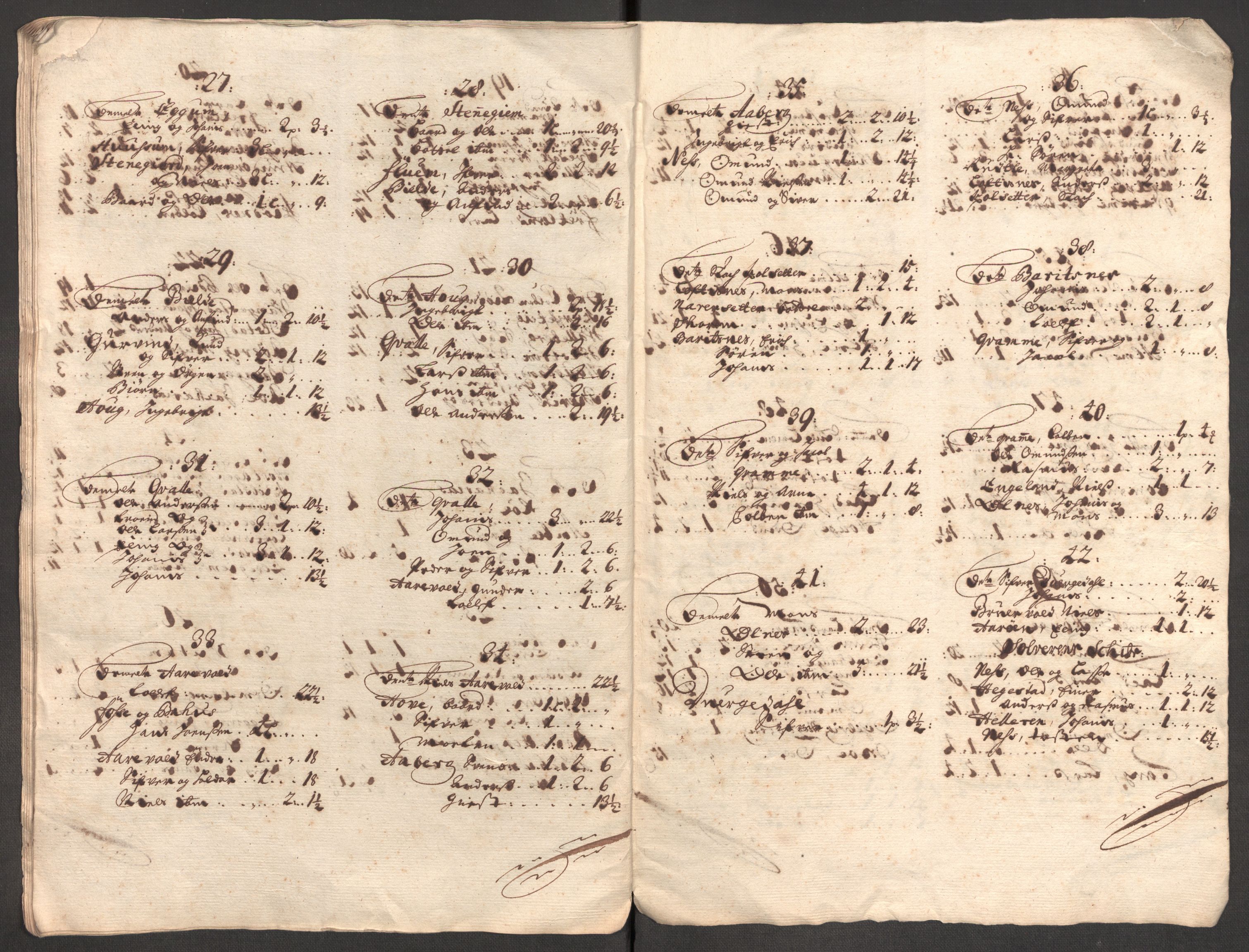 Rentekammeret inntil 1814, Reviderte regnskaper, Fogderegnskap, RA/EA-4092/R52/L3317: Fogderegnskap Sogn, 1711, p. 126
