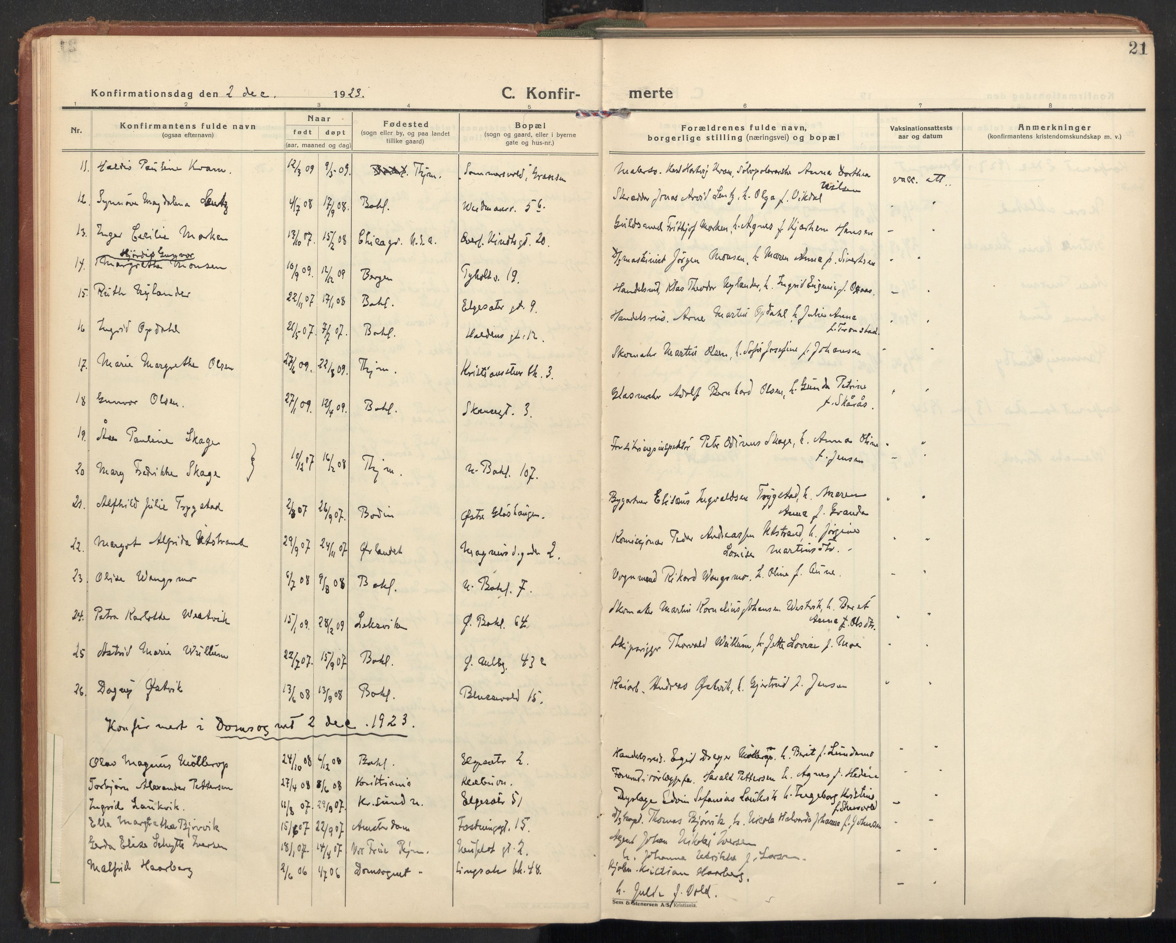 Ministerialprotokoller, klokkerbøker og fødselsregistre - Sør-Trøndelag, SAT/A-1456/604/L0208: Parish register (official) no. 604A28, 1923-1937, p. 21