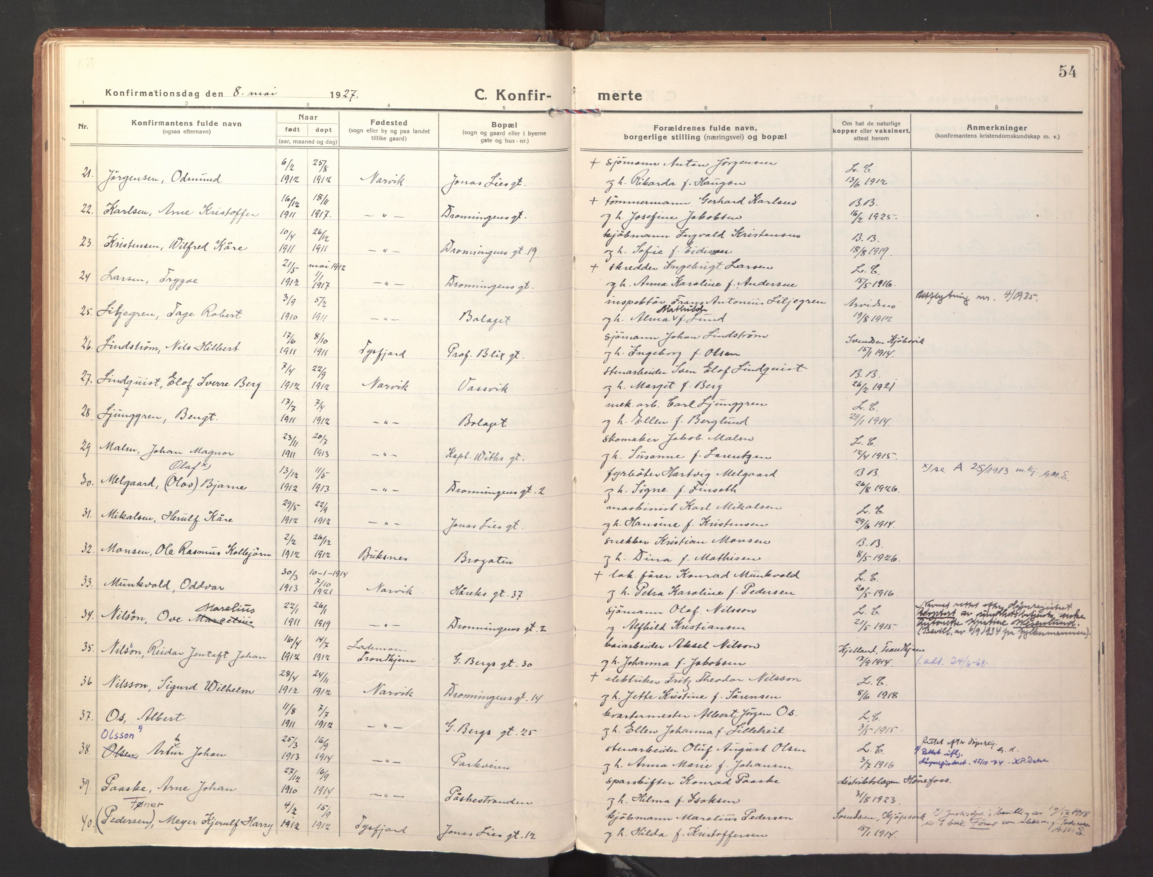 Ministerialprotokoller, klokkerbøker og fødselsregistre - Nordland, SAT/A-1459/871/L1004: Parish register (official) no. 871A20, 1921-1932, p. 54