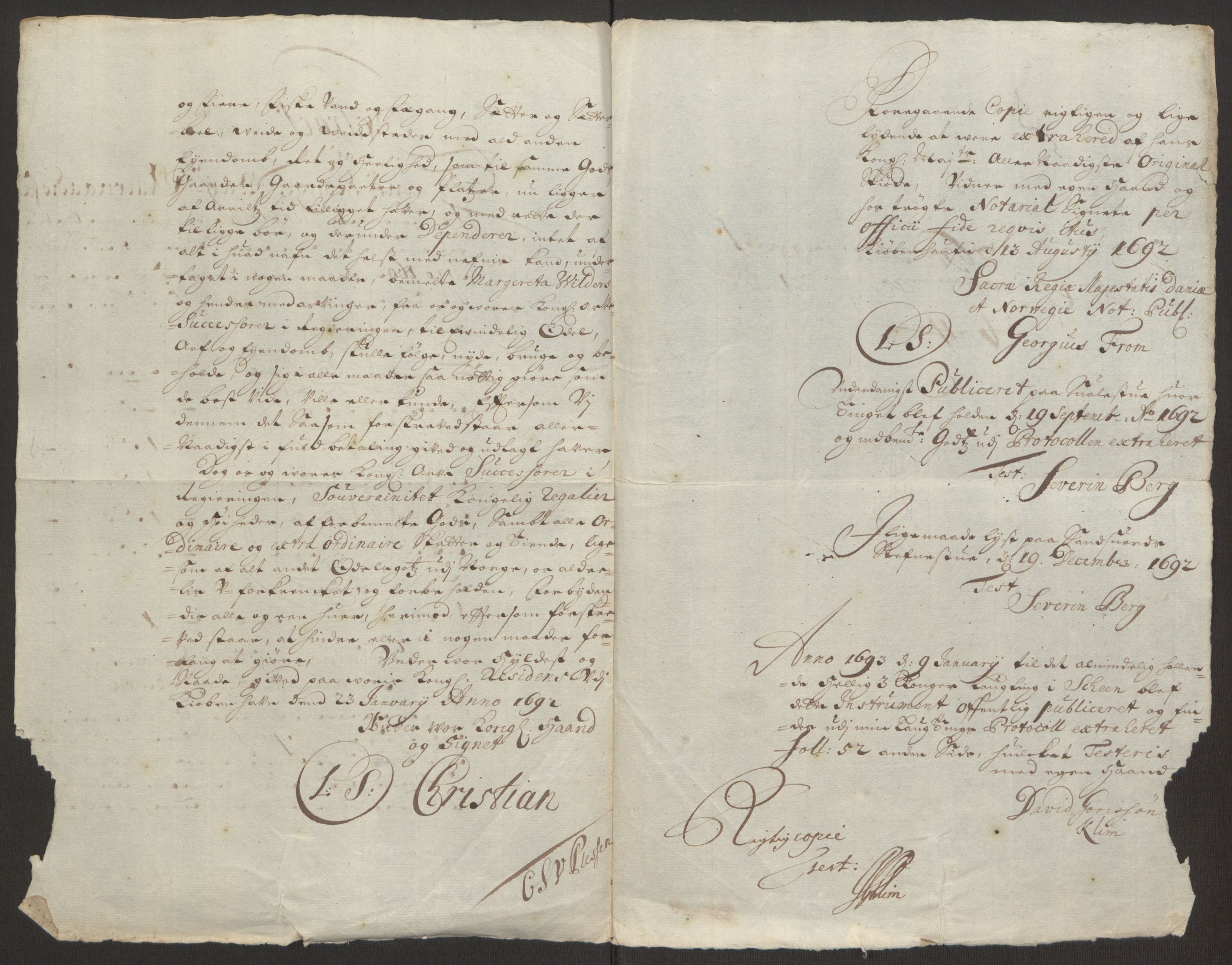 Rentekammeret inntil 1814, Reviderte regnskaper, Fogderegnskap, AV/RA-EA-4092/R24/L1575: Fogderegnskap Numedal og Sandsvær, 1692-1695, p. 451