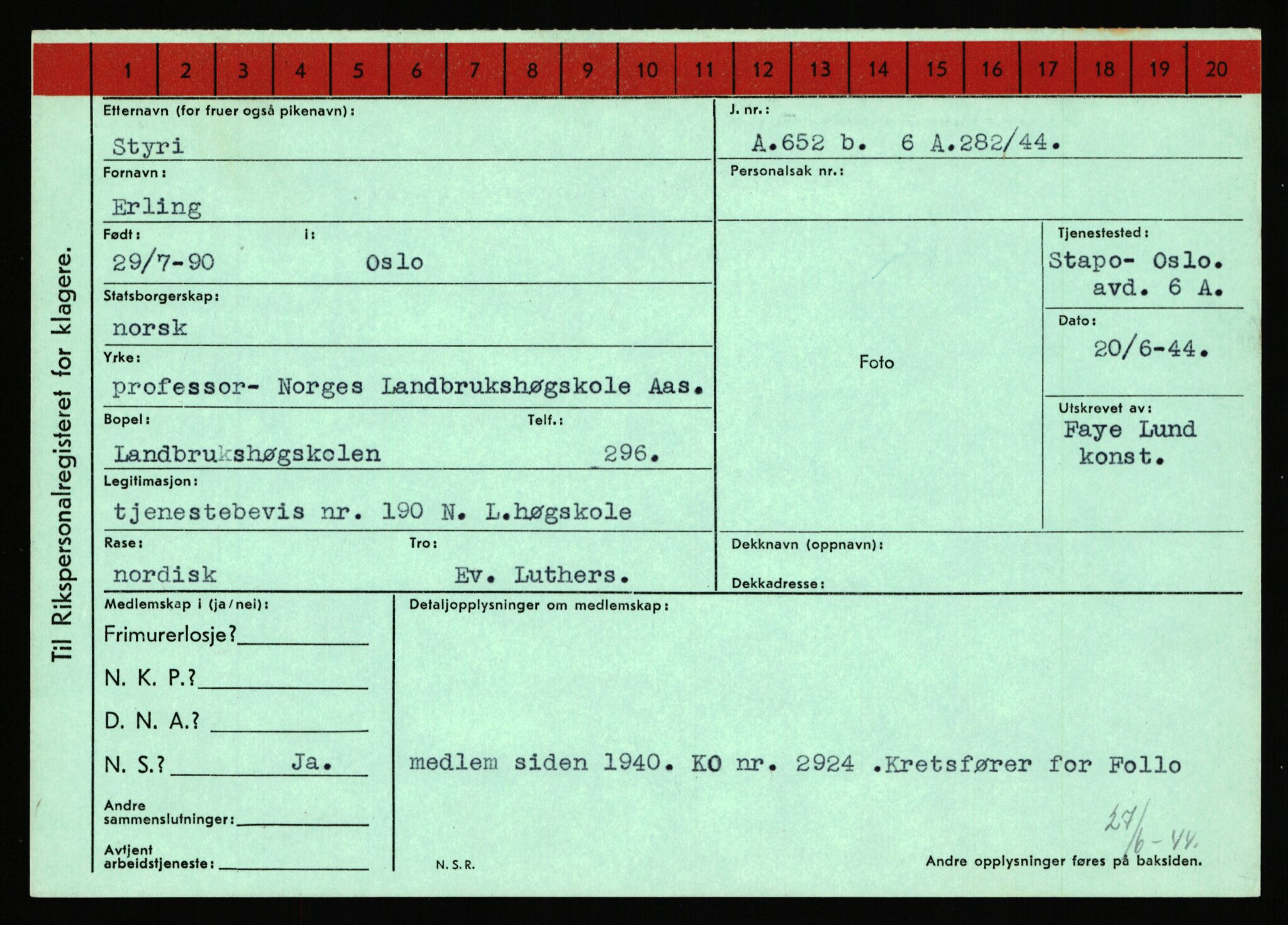 Statspolitiet - Hovedkontoret / Osloavdelingen, AV/RA-S-1329/C/Ca/L0014: Seterlien - Svartås, 1943-1945, p. 4547