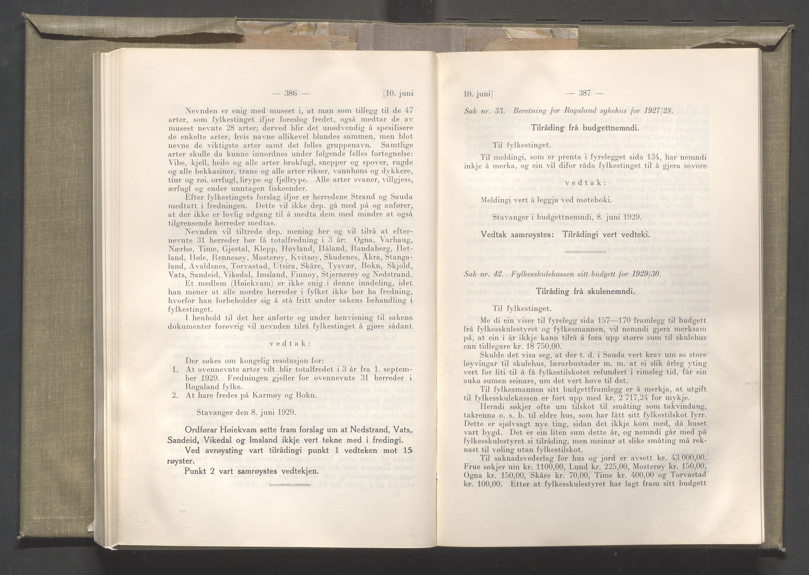 Rogaland fylkeskommune - Fylkesrådmannen , IKAR/A-900/A/Aa/Aaa/L0048: Møtebok , 1929, p. 386-387