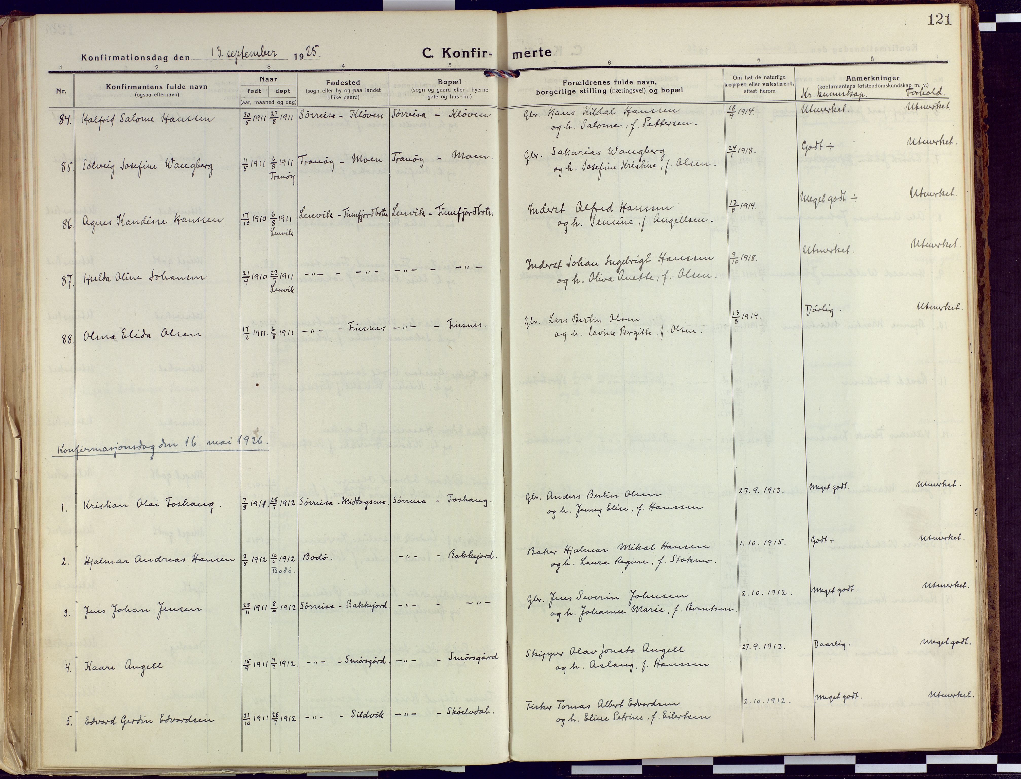 Tranøy sokneprestkontor, AV/SATØ-S-1313/I/Ia/Iaa/L0015kirke: Parish register (official) no. 15, 1919-1928, p. 121