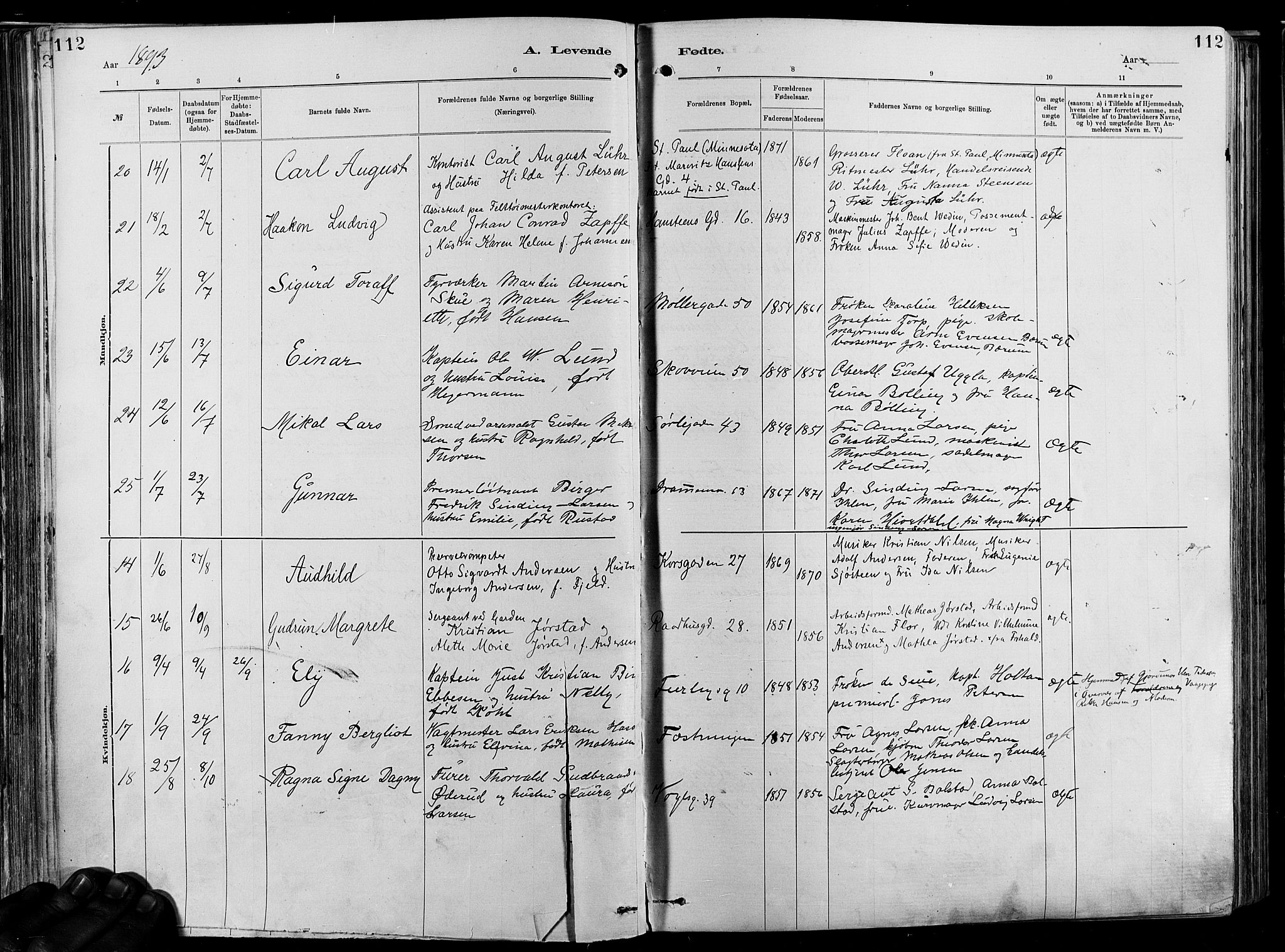 Garnisonsmenigheten Kirkebøker, SAO/A-10846/F/Fa/L0012: Parish register (official) no. 12, 1880-1893, p. 112