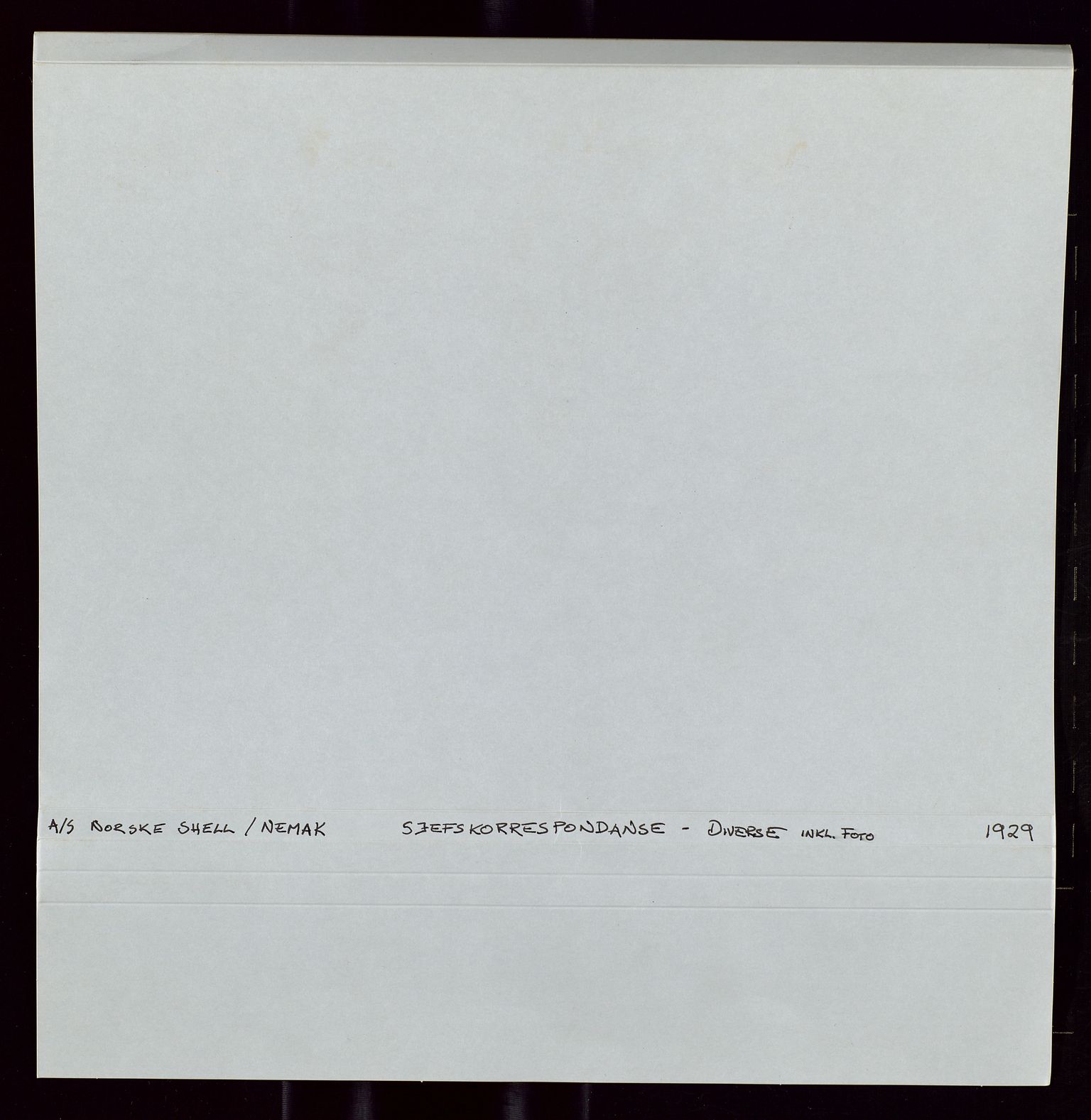 Pa 1521 - A/S Norske Shell, AV/SAST-A-101915/E/Ea/Eaa/L0017: Sjefskorrespondanse, 1929, p. 2