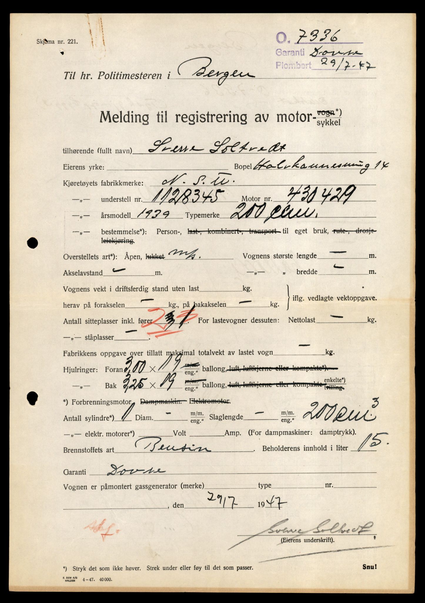 Møre og Romsdal vegkontor - Ålesund trafikkstasjon, AV/SAT-A-4099/F/Fe/L0037: Registreringskort for kjøretøy T 13031 - T 13179, 1927-1998, p. 2672