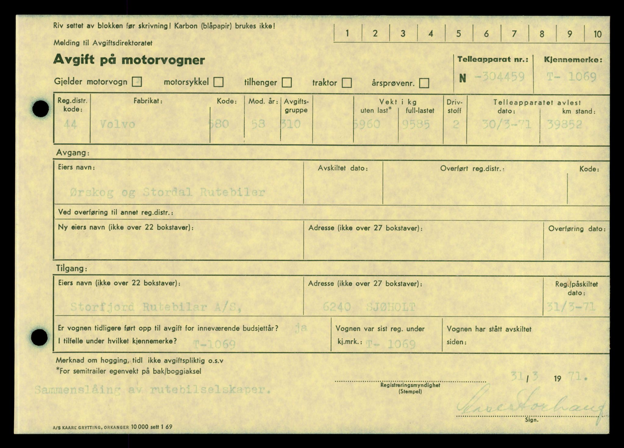 Møre og Romsdal vegkontor - Ålesund trafikkstasjon, AV/SAT-A-4099/F/Fe/L0010: Registreringskort for kjøretøy T 1050 - T 1169, 1927-1998, p. 520