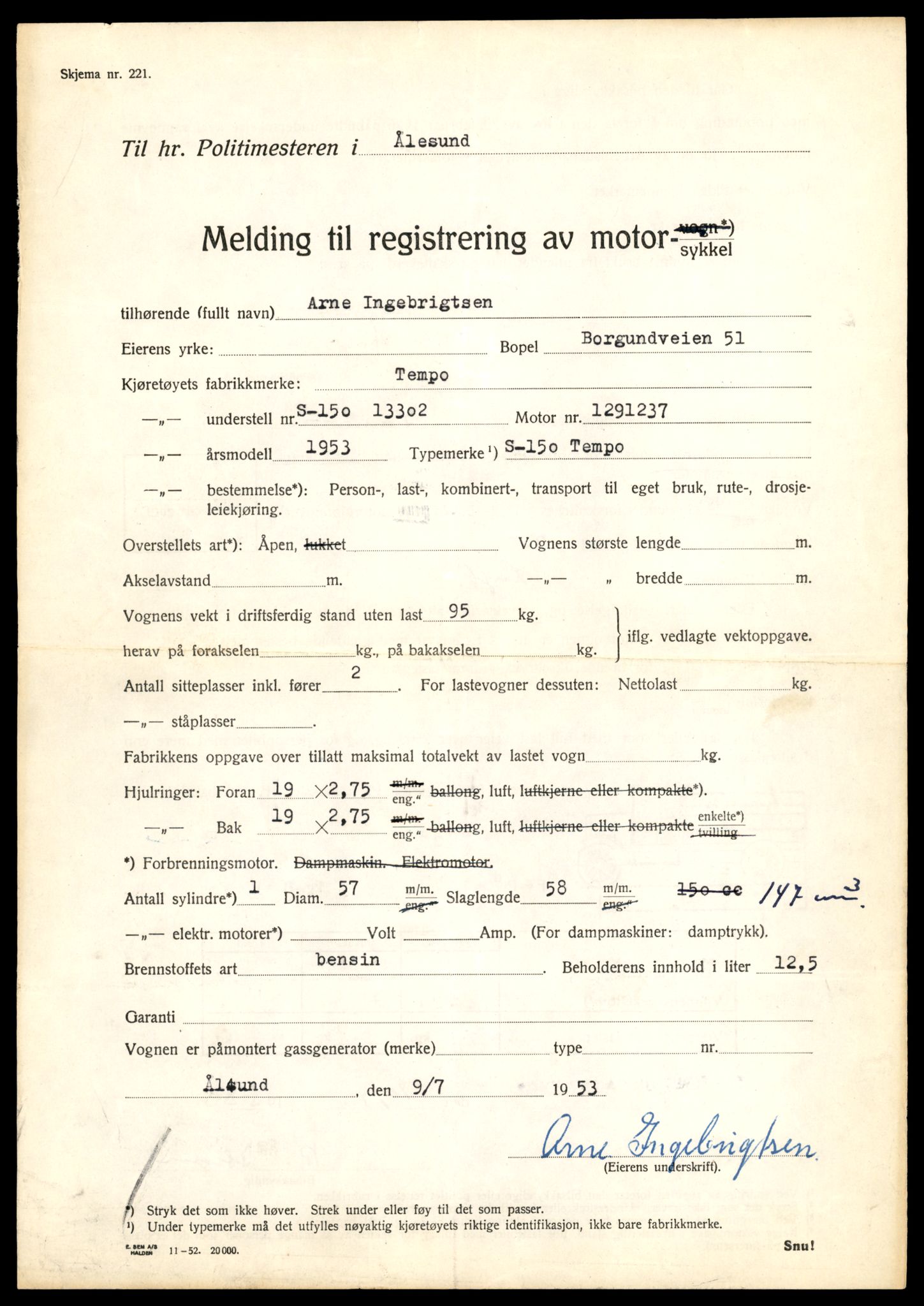 Møre og Romsdal vegkontor - Ålesund trafikkstasjon, AV/SAT-A-4099/F/Fe/L0032: Registreringskort for kjøretøy T 11997 - T 12149, 1927-1998, p. 49