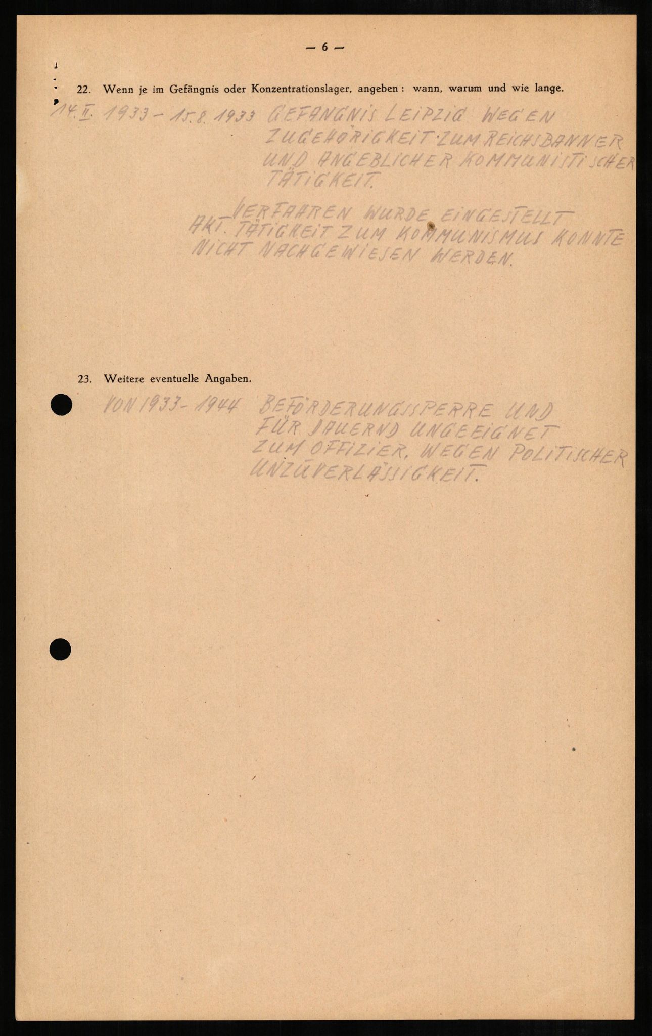 Forsvaret, Forsvarets overkommando II, AV/RA-RAFA-3915/D/Db/L0006: CI Questionaires. Tyske okkupasjonsstyrker i Norge. Tyskere., 1945-1946, p. 394