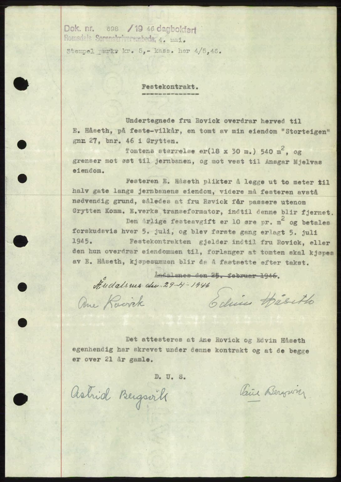 Romsdal sorenskriveri, SAT/A-4149/1/2/2C: Mortgage book no. A19, 1946-1946, Diary no: : 698/1946