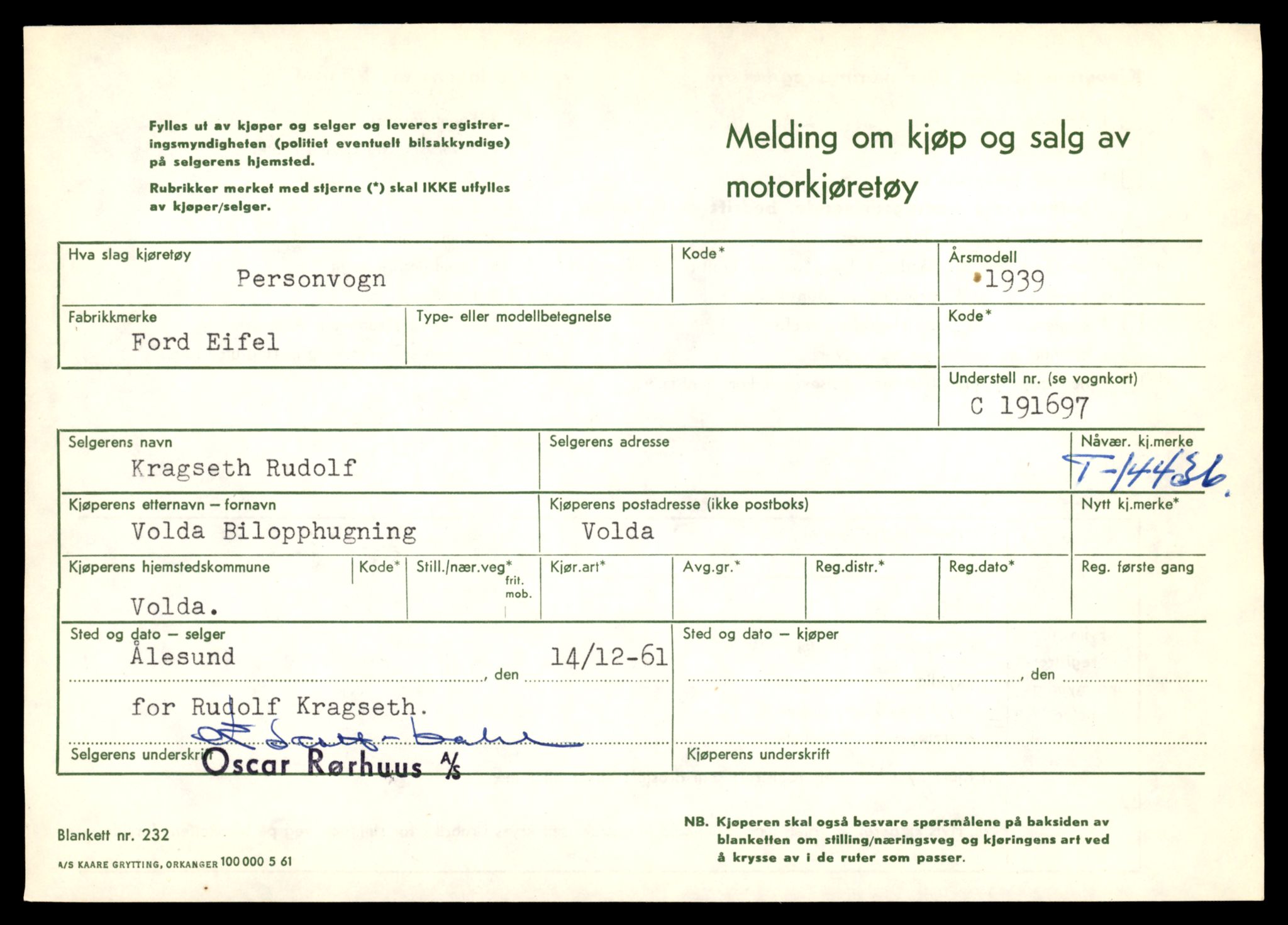 Møre og Romsdal vegkontor - Ålesund trafikkstasjon, AV/SAT-A-4099/F/Fe/L0045: Registreringskort for kjøretøy T 14320 - T 14444, 1927-1998, p. 3004