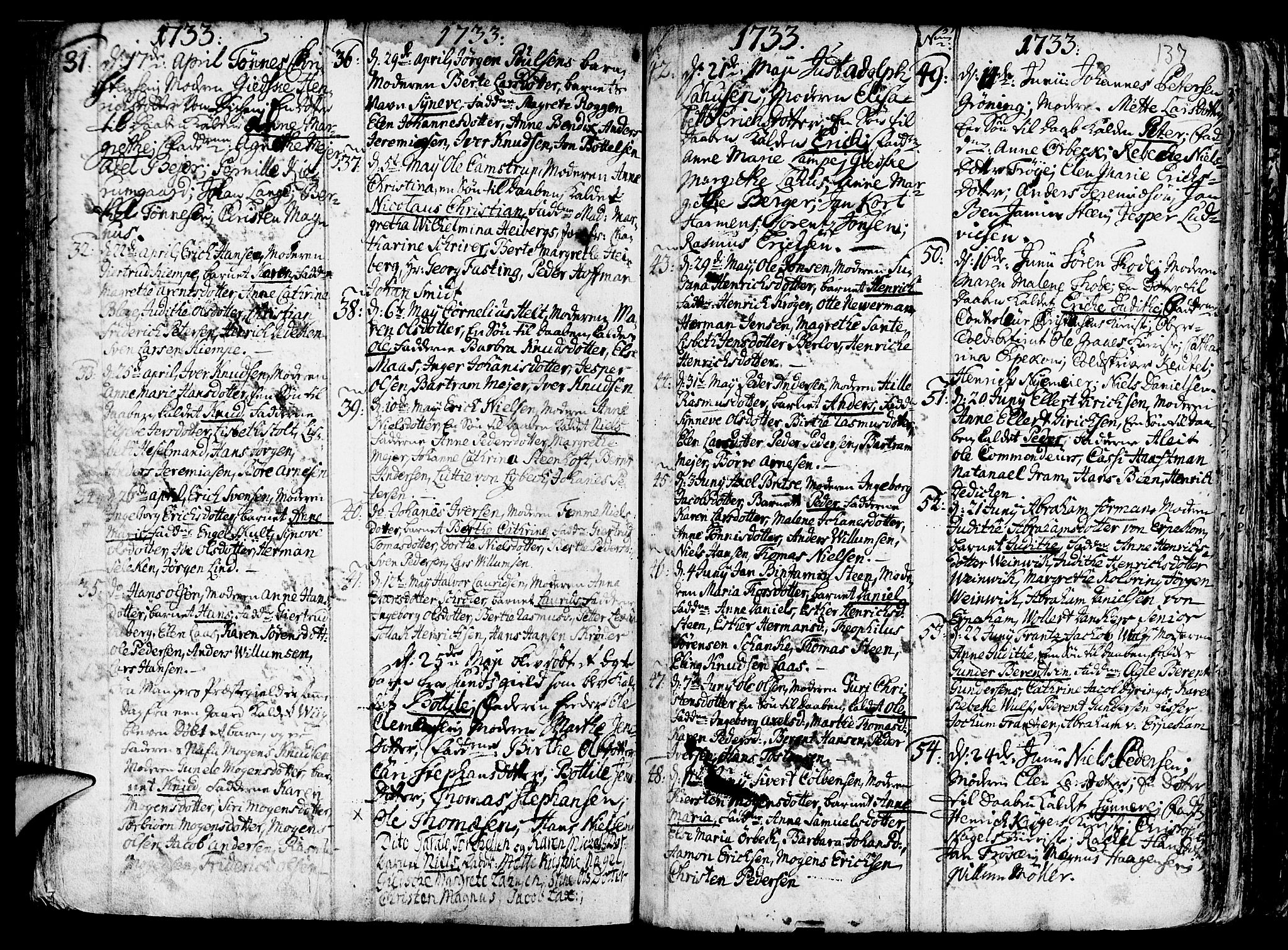 Nykirken Sokneprestembete, SAB/A-77101/H/Haa/L0003: Parish register (official) no. A 3, 1717-1764, p. 137