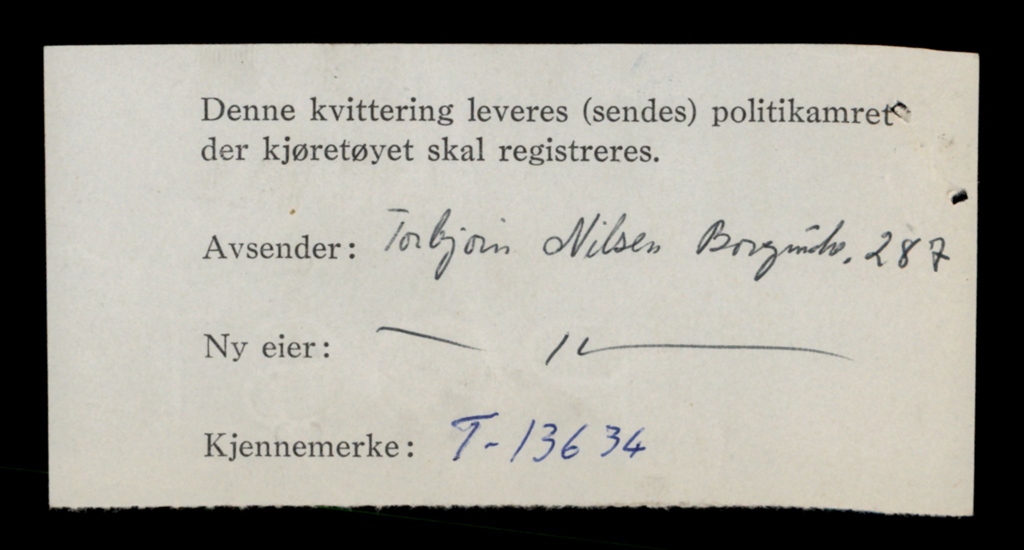 Møre og Romsdal vegkontor - Ålesund trafikkstasjon, AV/SAT-A-4099/F/Fe/L0040: Registreringskort for kjøretøy T 13531 - T 13709, 1927-1998, p. 1792