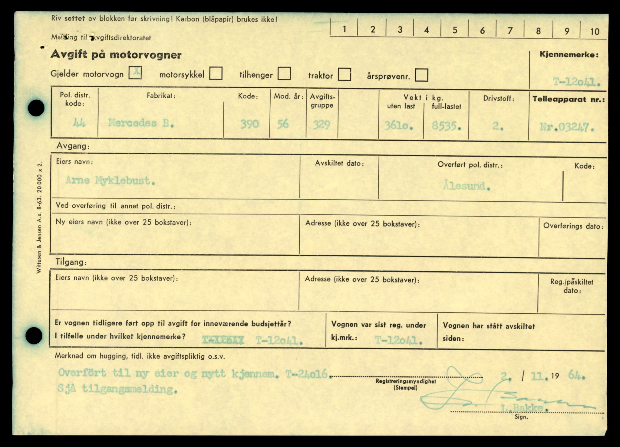 Møre og Romsdal vegkontor - Ålesund trafikkstasjon, SAT/A-4099/F/Fe/L0032: Registreringskort for kjøretøy T 11997 - T 12149, 1927-1998, p. 1063