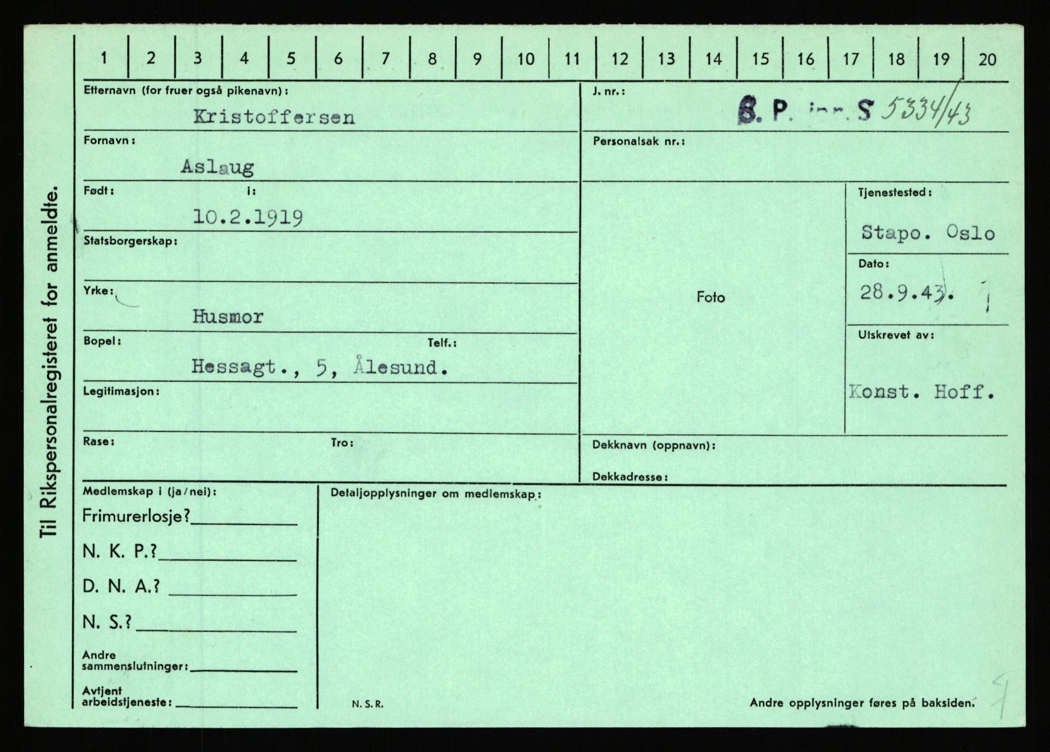 Statspolitiet - Hovedkontoret / Osloavdelingen, AV/RA-S-1329/C/Ca/L0009: Knutsen - Limstrand, 1943-1945, p. 1690