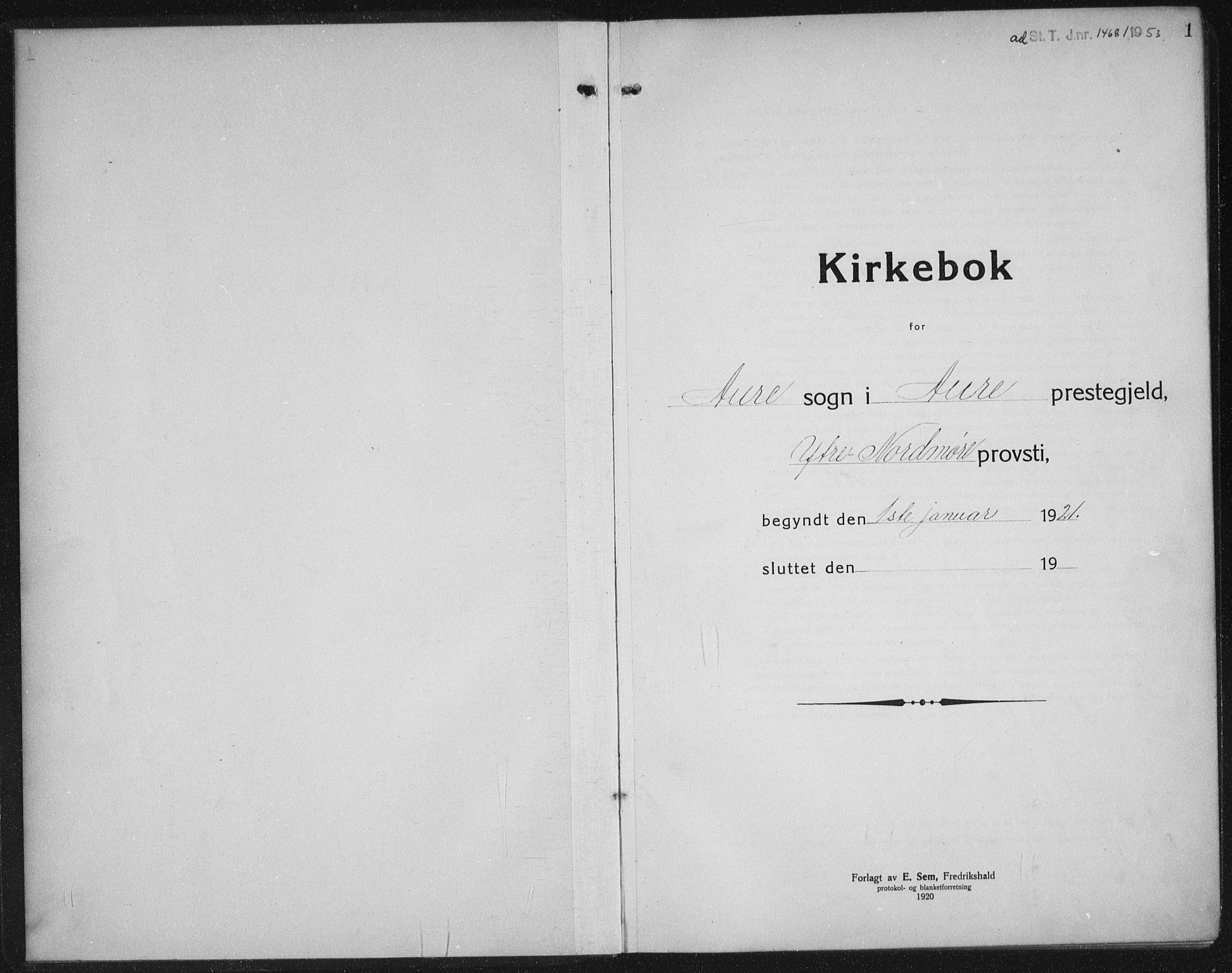 Ministerialprotokoller, klokkerbøker og fødselsregistre - Møre og Romsdal, AV/SAT-A-1454/578/L0911: Parish register (copy) no. 578C04, 1921-1940, p. 1