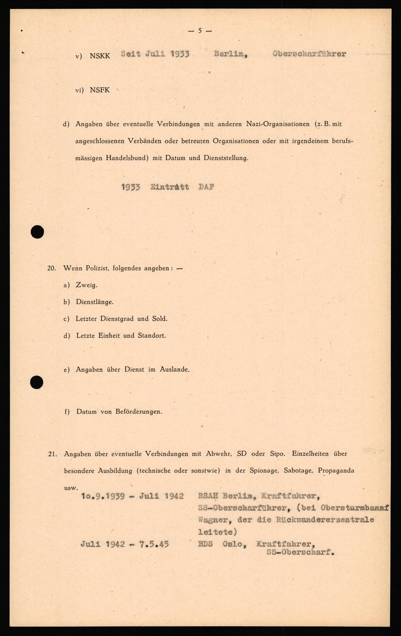 Forsvaret, Forsvarets overkommando II, AV/RA-RAFA-3915/D/Db/L0032: CI Questionaires. Tyske okkupasjonsstyrker i Norge. Tyskere., 1945-1946, p. 95