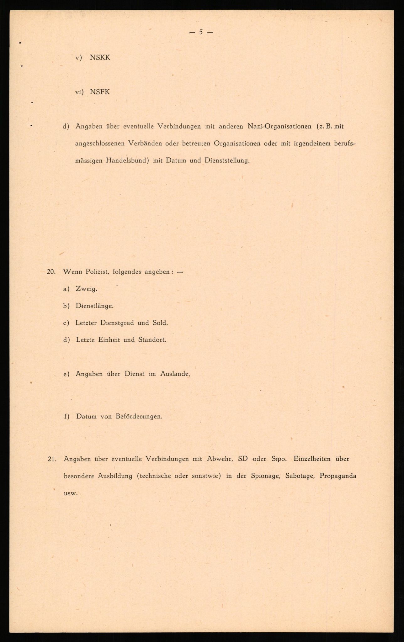 Forsvaret, Forsvarets overkommando II, AV/RA-RAFA-3915/D/Db/L0027: CI Questionaires. Tyske okkupasjonsstyrker i Norge. Tyskere., 1945-1946, p. 200