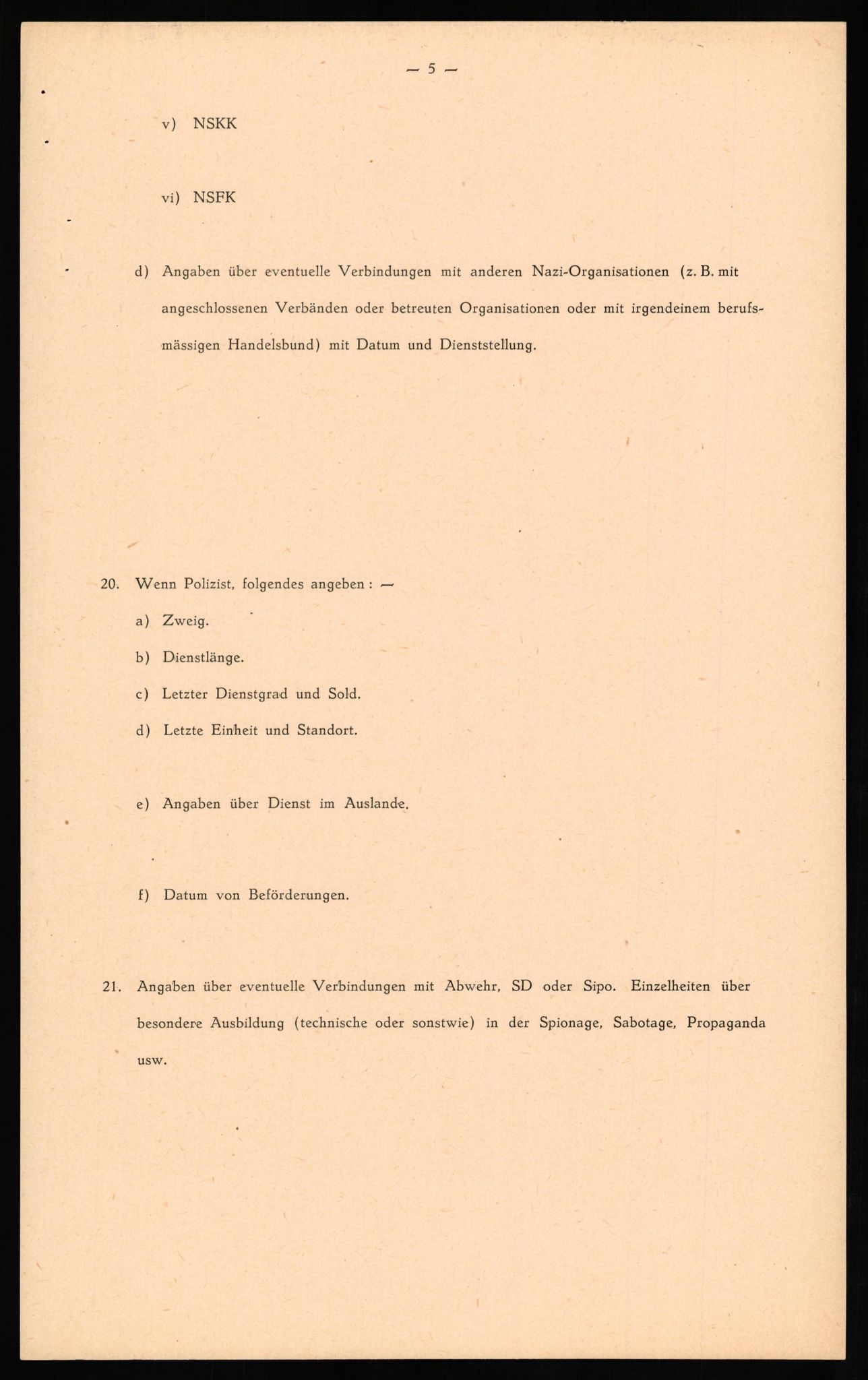 Forsvaret, Forsvarets overkommando II, AV/RA-RAFA-3915/D/Db/L0027: CI Questionaires. Tyske okkupasjonsstyrker i Norge. Tyskere., 1945-1946, p. 200