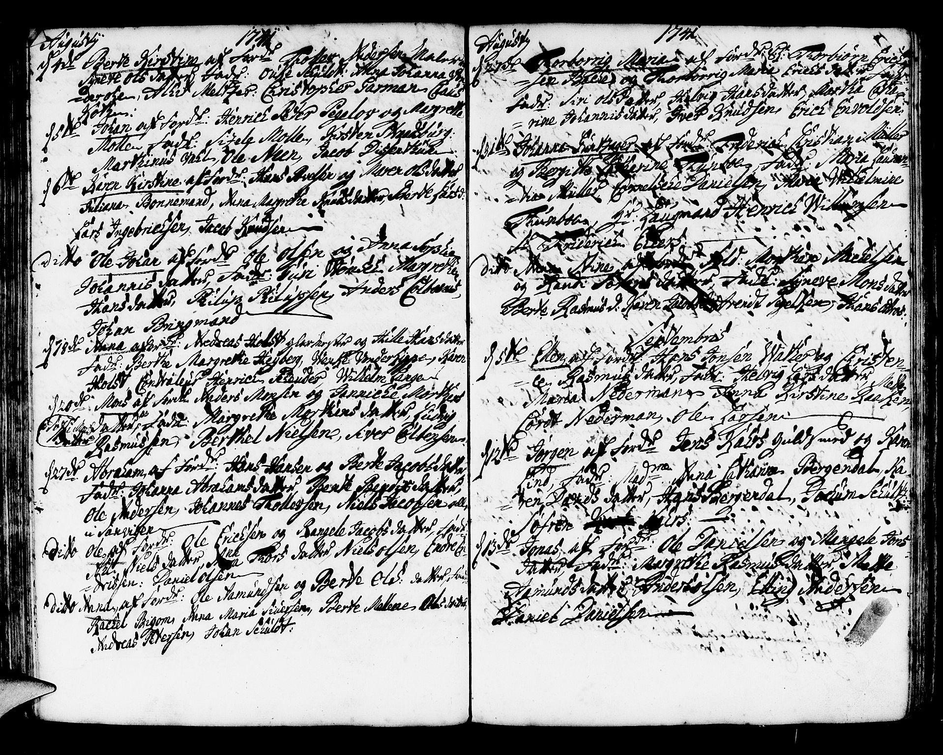 Korskirken sokneprestembete, AV/SAB-A-76101/H/Haa/L0004: Parish register (official) no. A 4, 1720-1750, p. 226