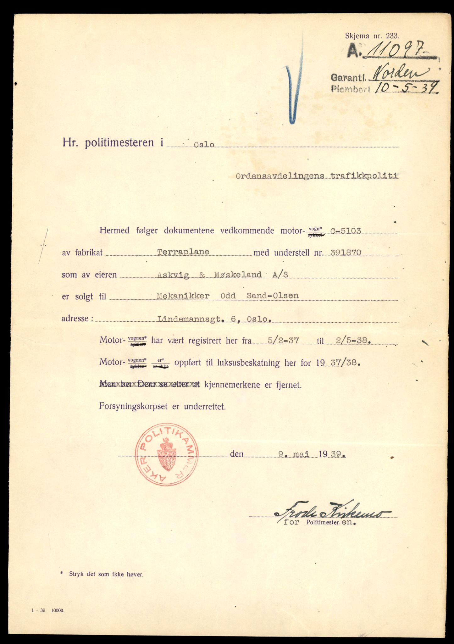 Møre og Romsdal vegkontor - Ålesund trafikkstasjon, AV/SAT-A-4099/F/Fe/L0022: Registreringskort for kjøretøy T 10584 - T 10694, 1927-1998, p. 2069