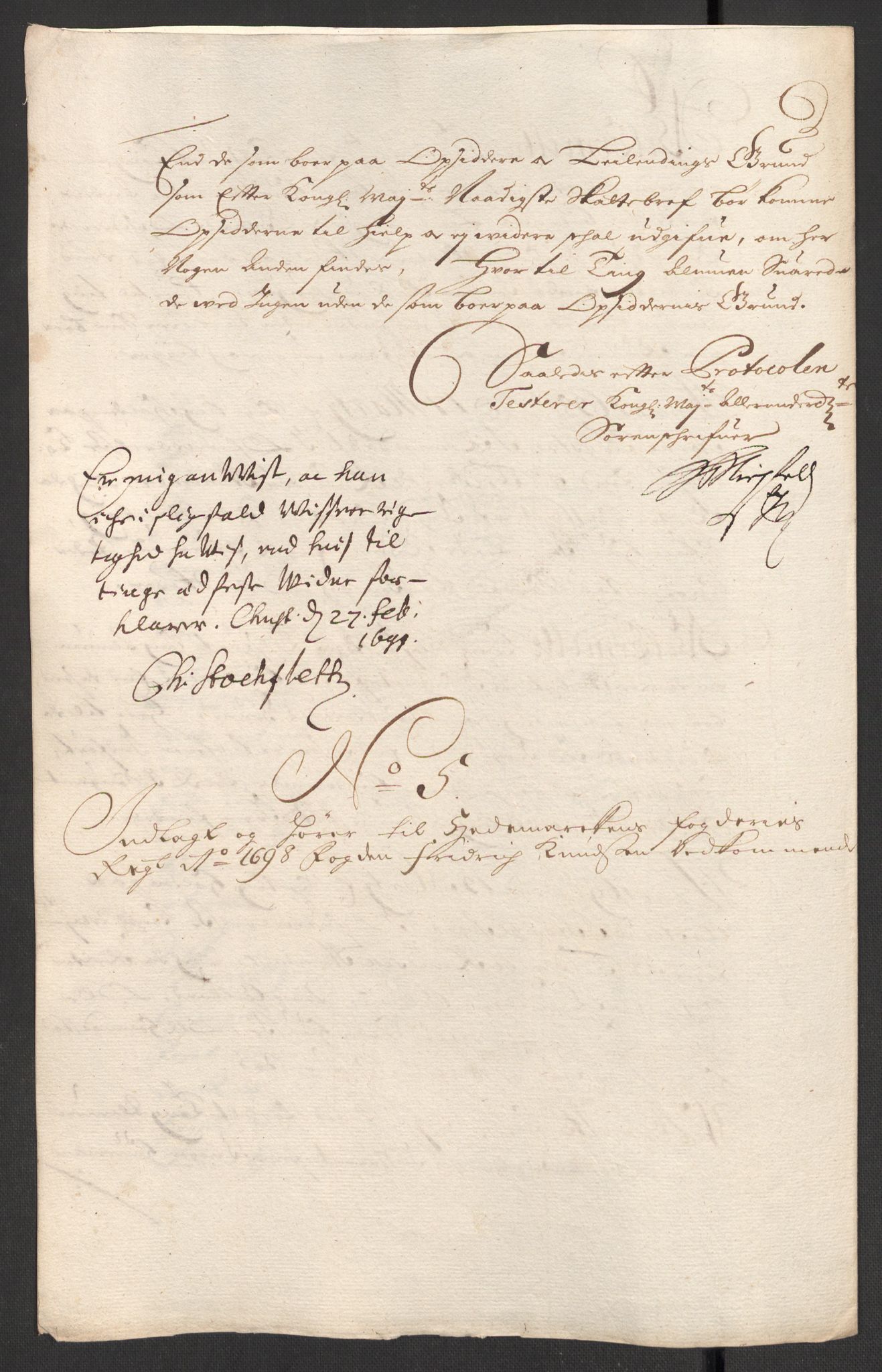 Rentekammeret inntil 1814, Reviderte regnskaper, Fogderegnskap, AV/RA-EA-4092/R16/L1037: Fogderegnskap Hedmark, 1697-1698, p. 385