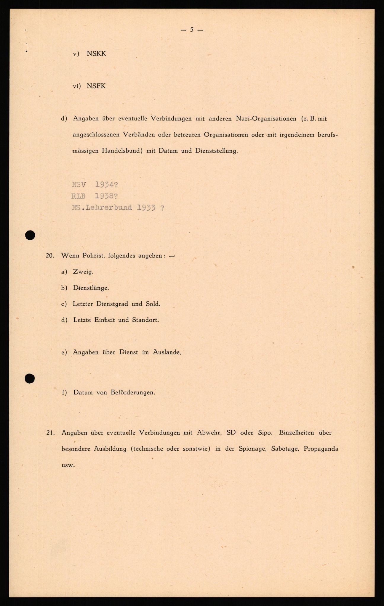 Forsvaret, Forsvarets overkommando II, AV/RA-RAFA-3915/D/Db/L0033: CI Questionaires. Tyske okkupasjonsstyrker i Norge. Tyskere., 1945-1946, p. 92