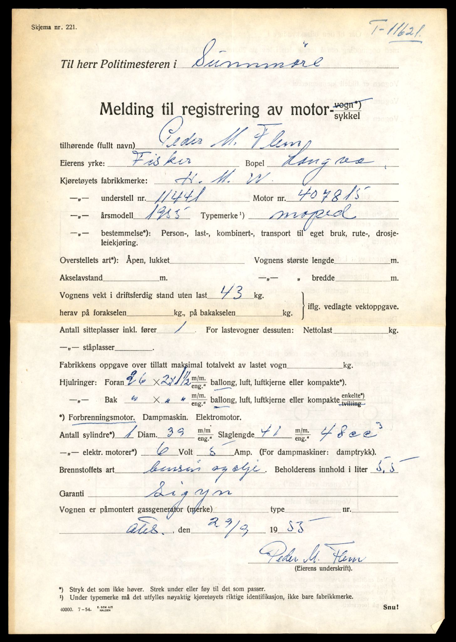 Møre og Romsdal vegkontor - Ålesund trafikkstasjon, AV/SAT-A-4099/F/Fe/L0030: Registreringskort for kjøretøy T 11620 - T 11799, 1927-1998, p. 15