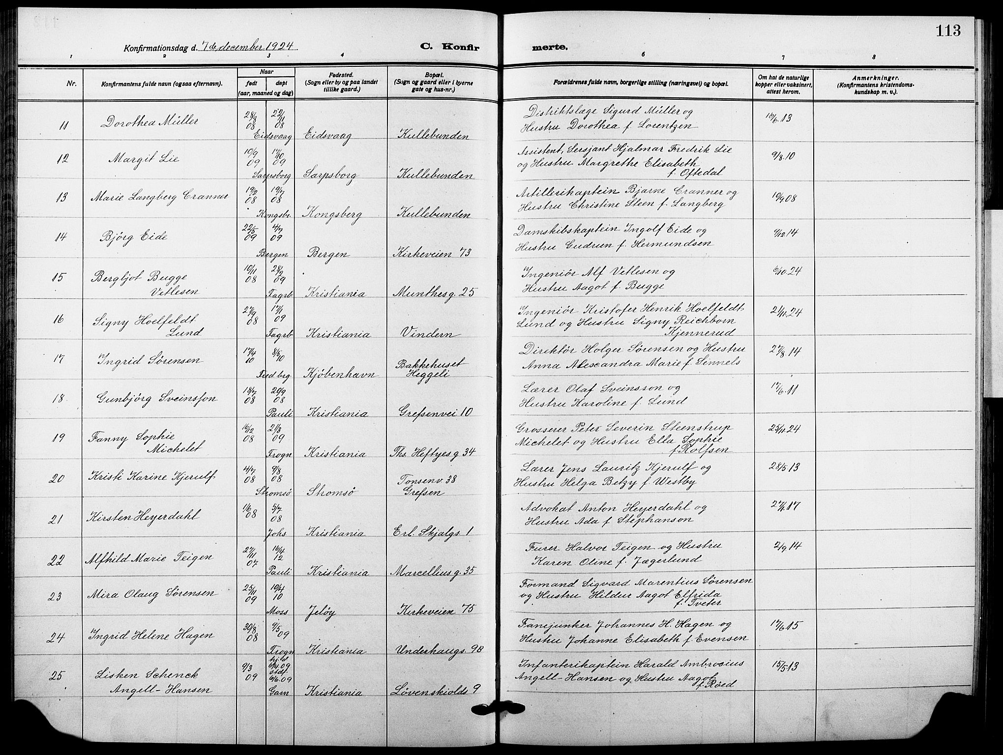 Garnisonsmenigheten Kirkebøker, AV/SAO-A-10846/F/Fa/L0016: Parish register (official) no. 16, 1922-1930, p. 113