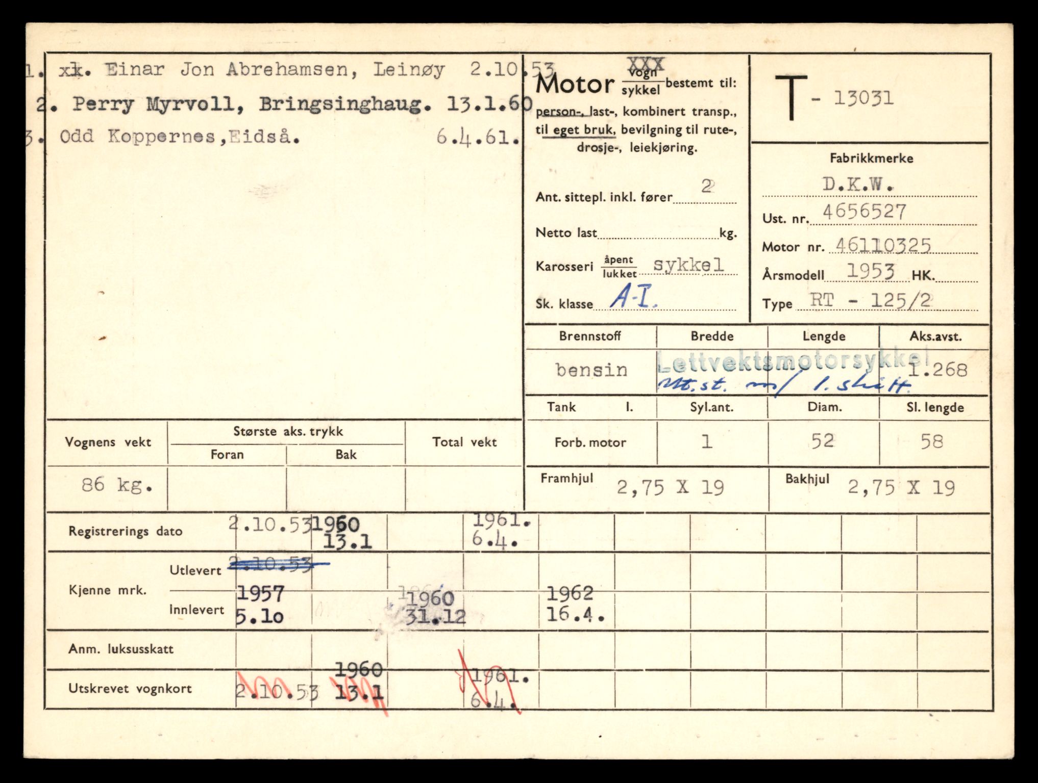 Møre og Romsdal vegkontor - Ålesund trafikkstasjon, SAT/A-4099/F/Fe/L0037: Registreringskort for kjøretøy T 13031 - T 13179, 1927-1998, p. 3