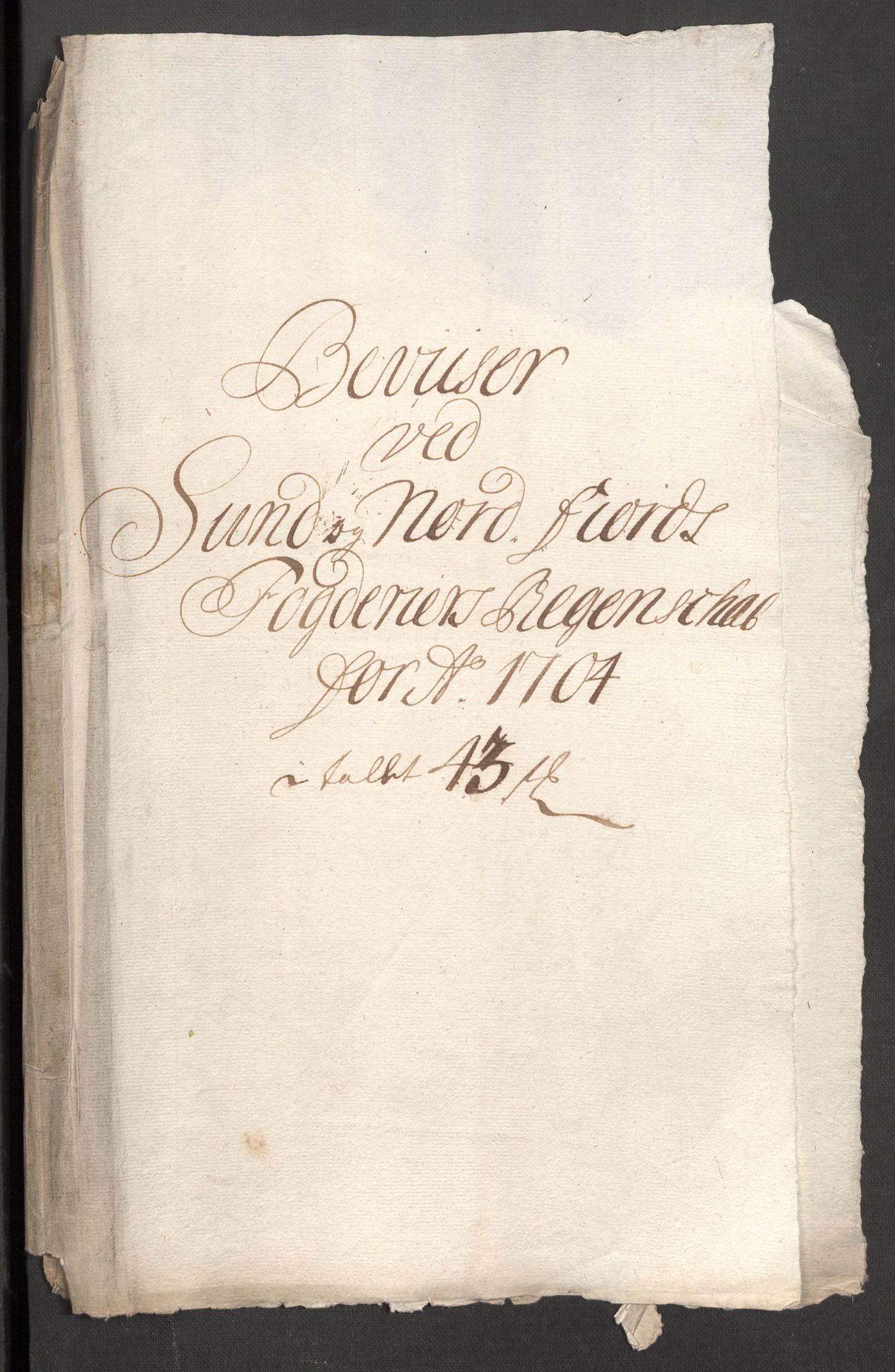 Rentekammeret inntil 1814, Reviderte regnskaper, Fogderegnskap, RA/EA-4092/R53/L3428: Fogderegnskap Sunn- og Nordfjord, 1704, p. 242